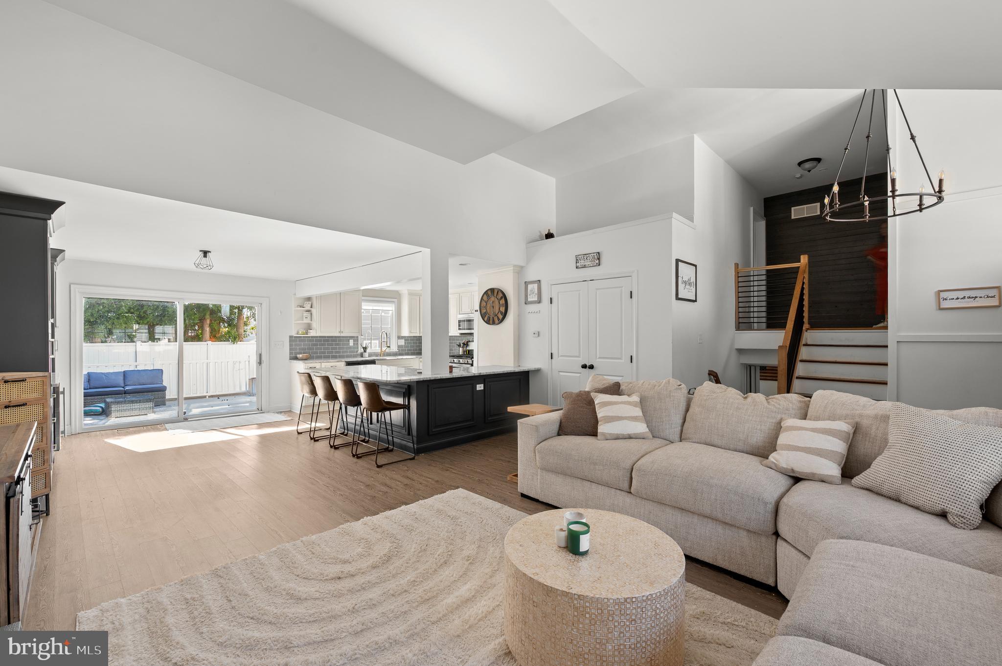 HAVERTOWN - Residential