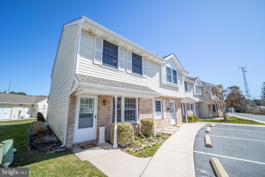 2 BR 1 1/2BA Townhouse at Sunset Village in West Ocean City. This end unit features ceramic tile throughout, new stainless appliances, new storm door, new front door, new garbage disposal, new smoke alarms, new GFI switches, and the entre unit has been freshly painted and professionally cleaned, The screened porch has also been panted and has a storage area. The large outdoor community pool  features a large area for sun bathing and restrooms. Sunset Village takes care of all lawn maintenance. This lovely unit is move-in ready!