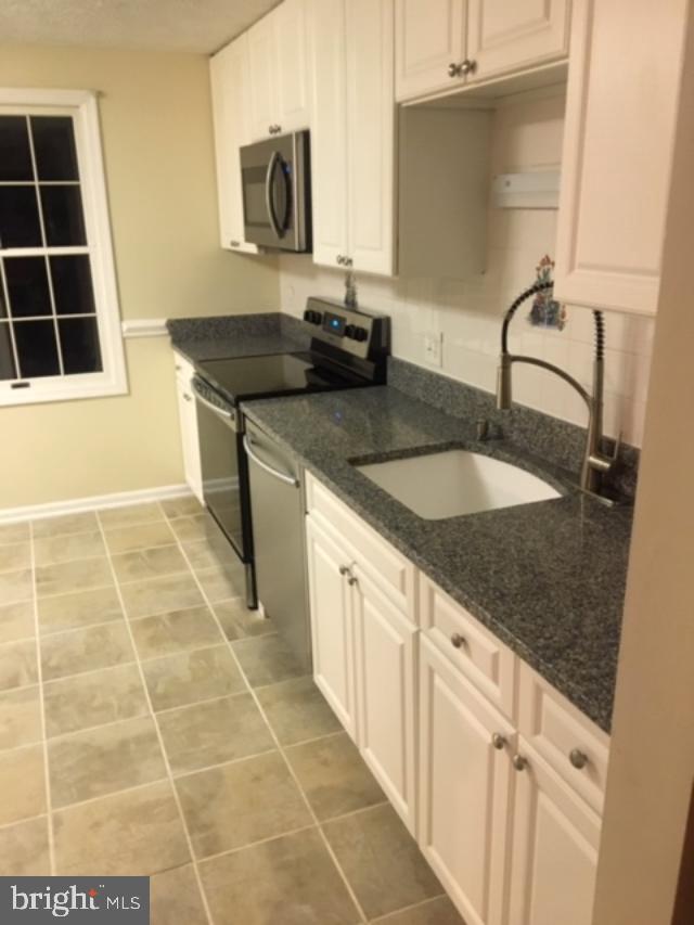 GREENBRIAR WOODS - Residential