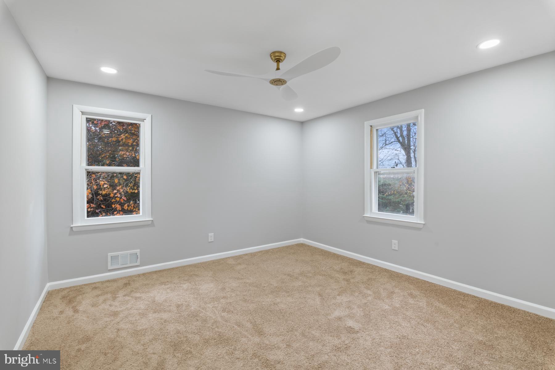 HARFORD FARMS - Residential