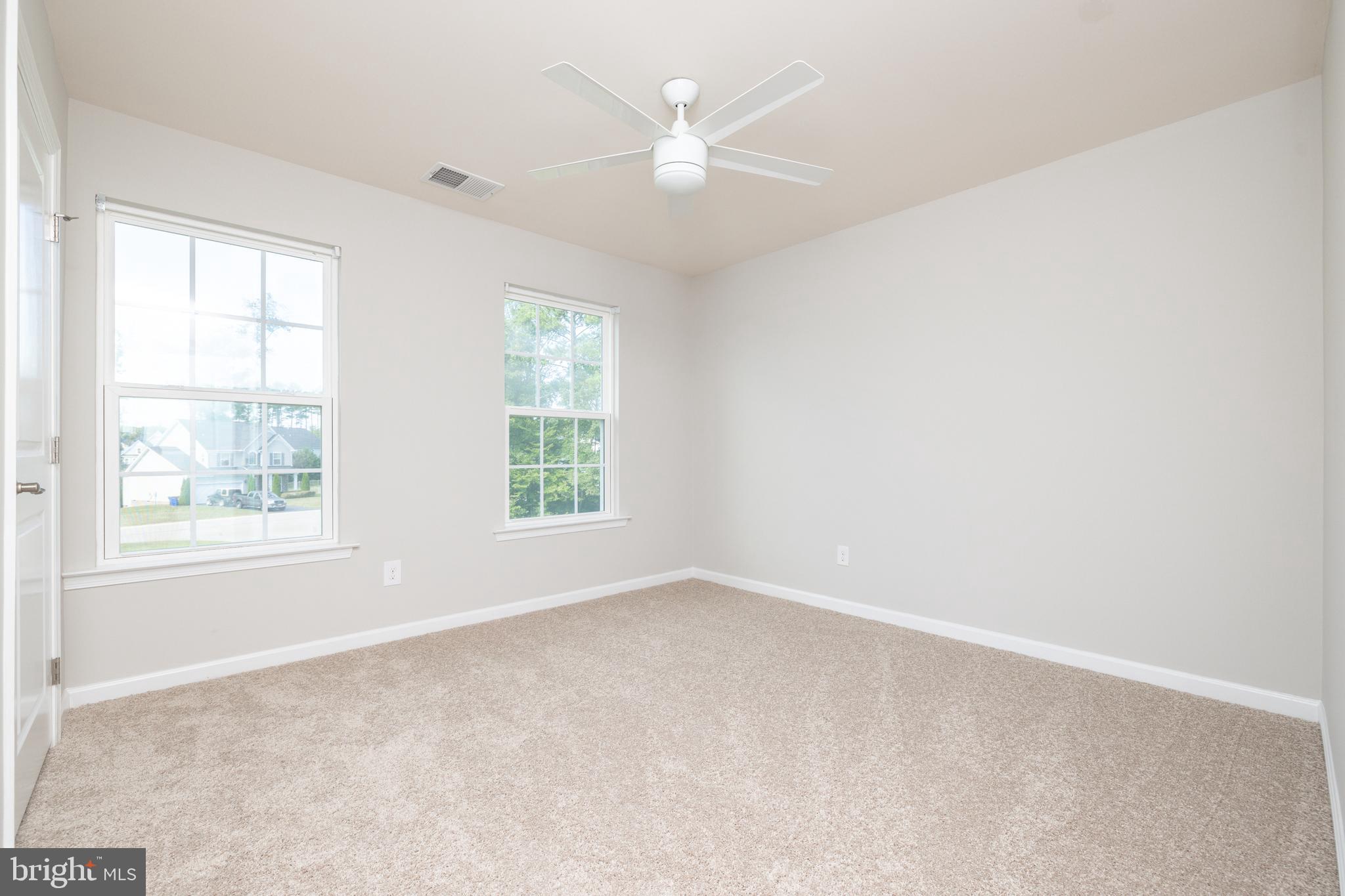 BAYHILL POINTE - Residential