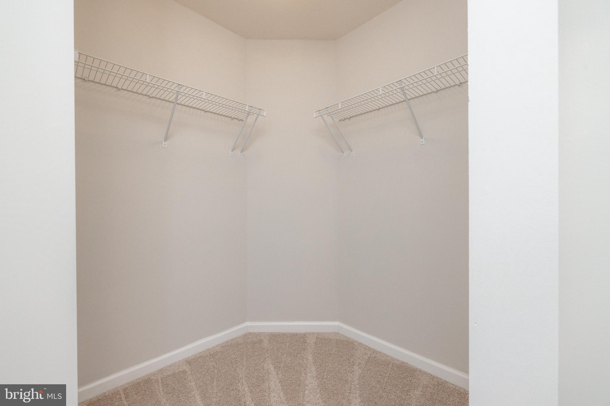 BAYHILL POINTE - Residential