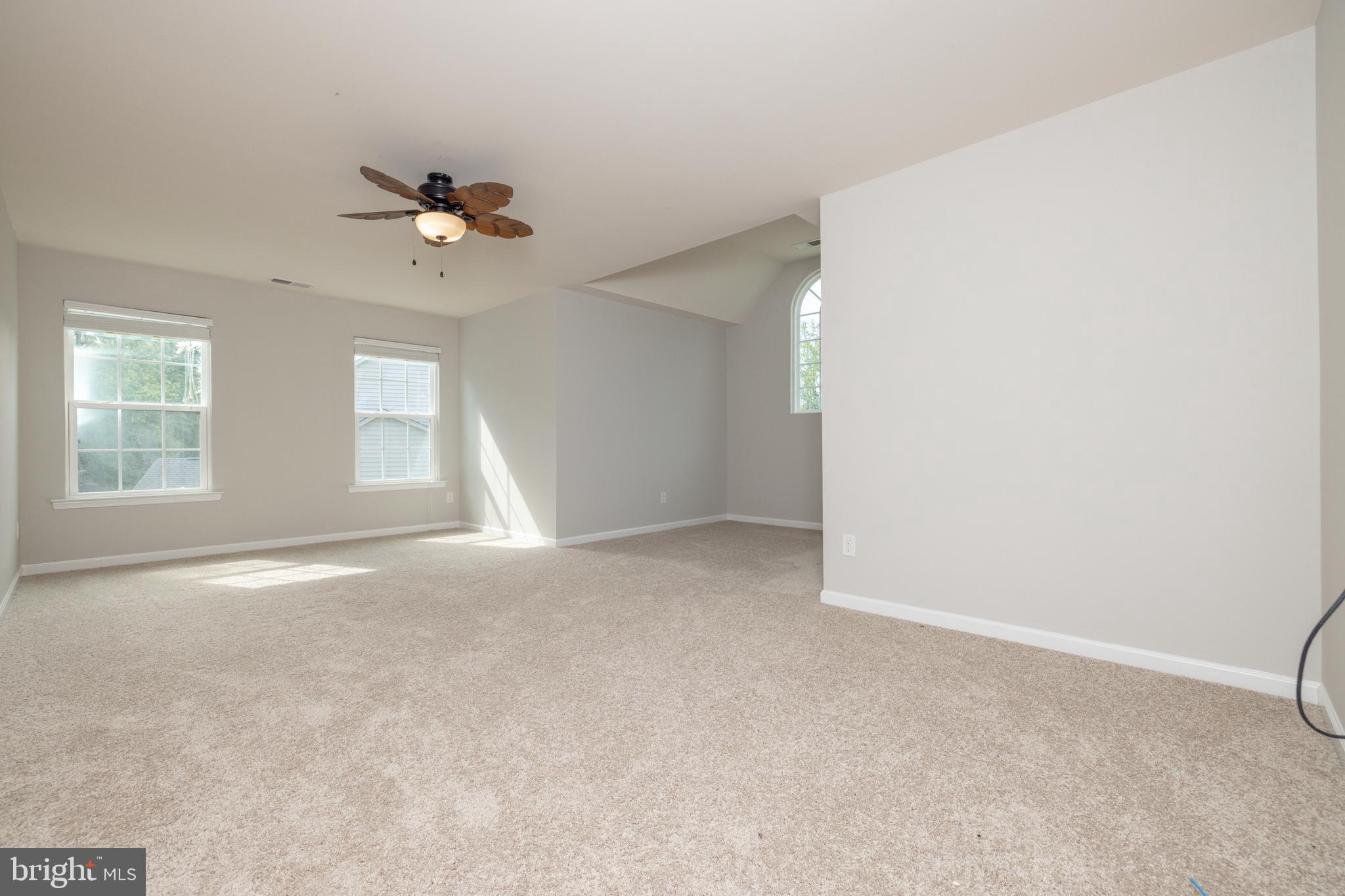 BAYHILL POINTE - Residential