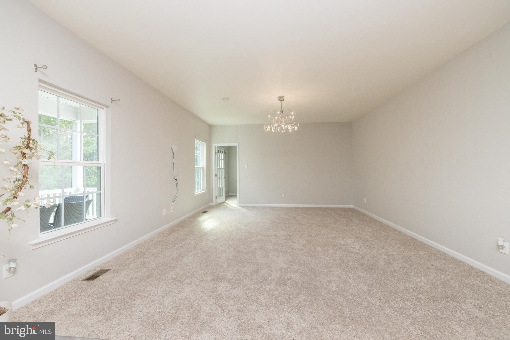 BAYHILL POINTE - Residential