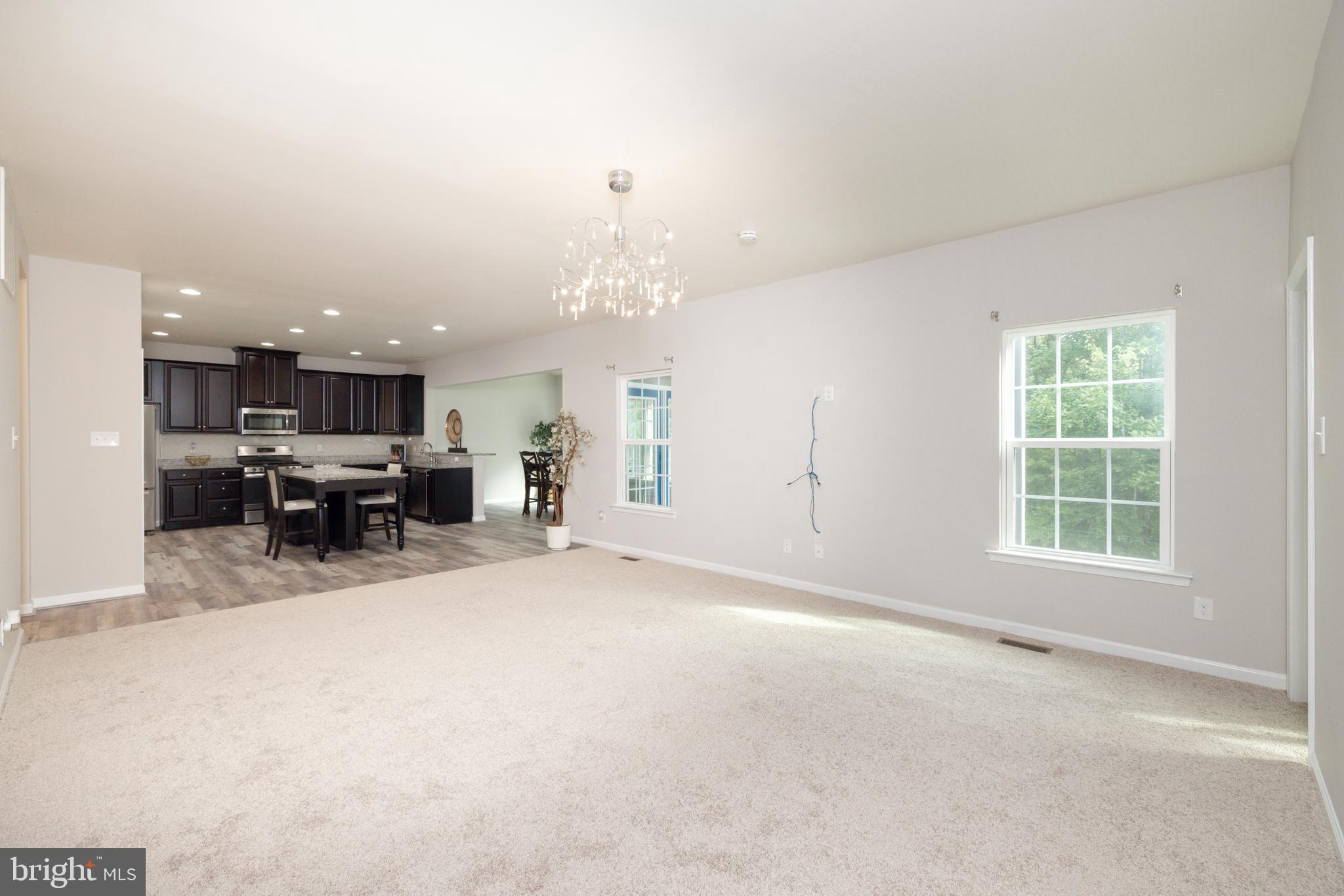 BAYHILL POINTE - Residential