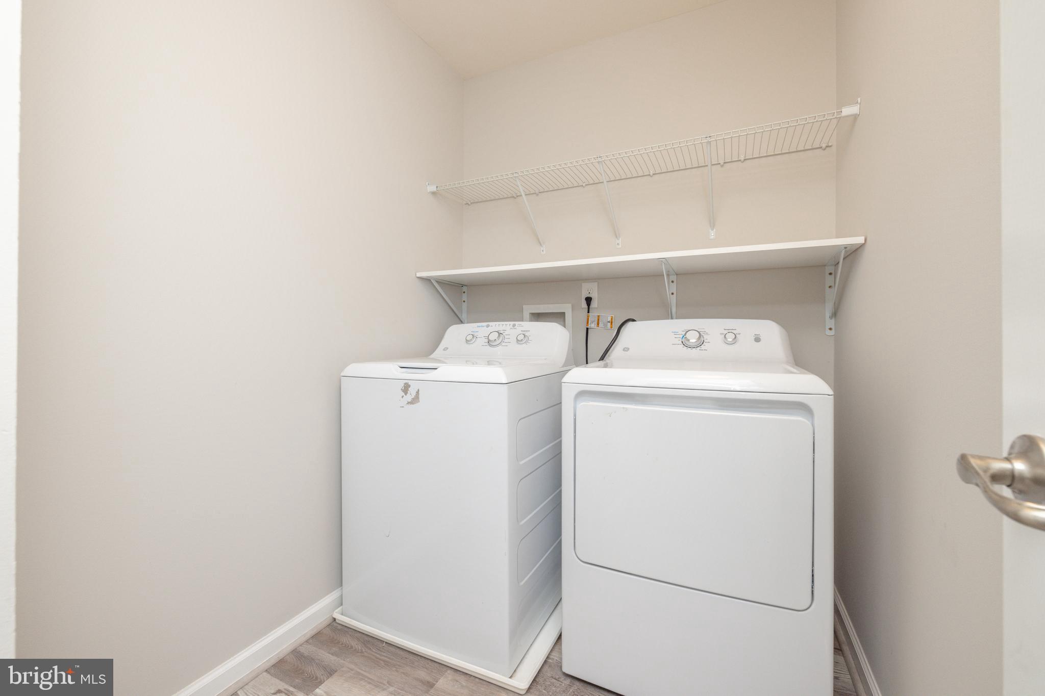 BAYHILL POINTE - Residential