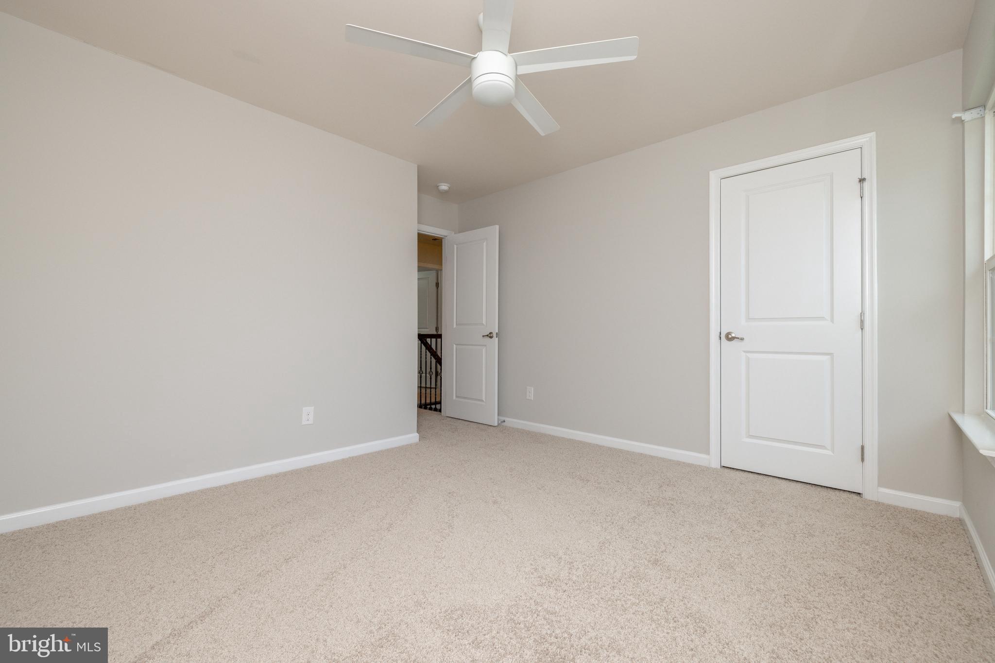 BAYHILL POINTE - Residential