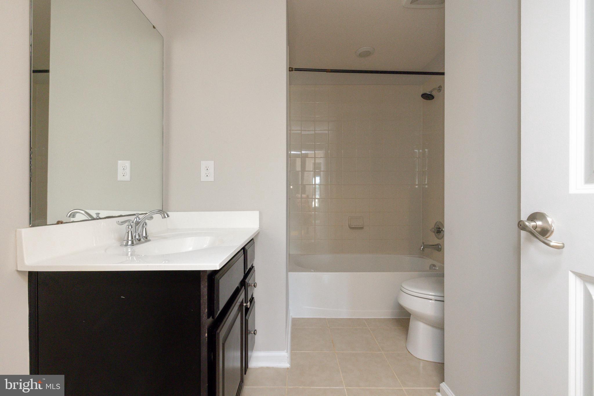 BAYHILL POINTE - Residential