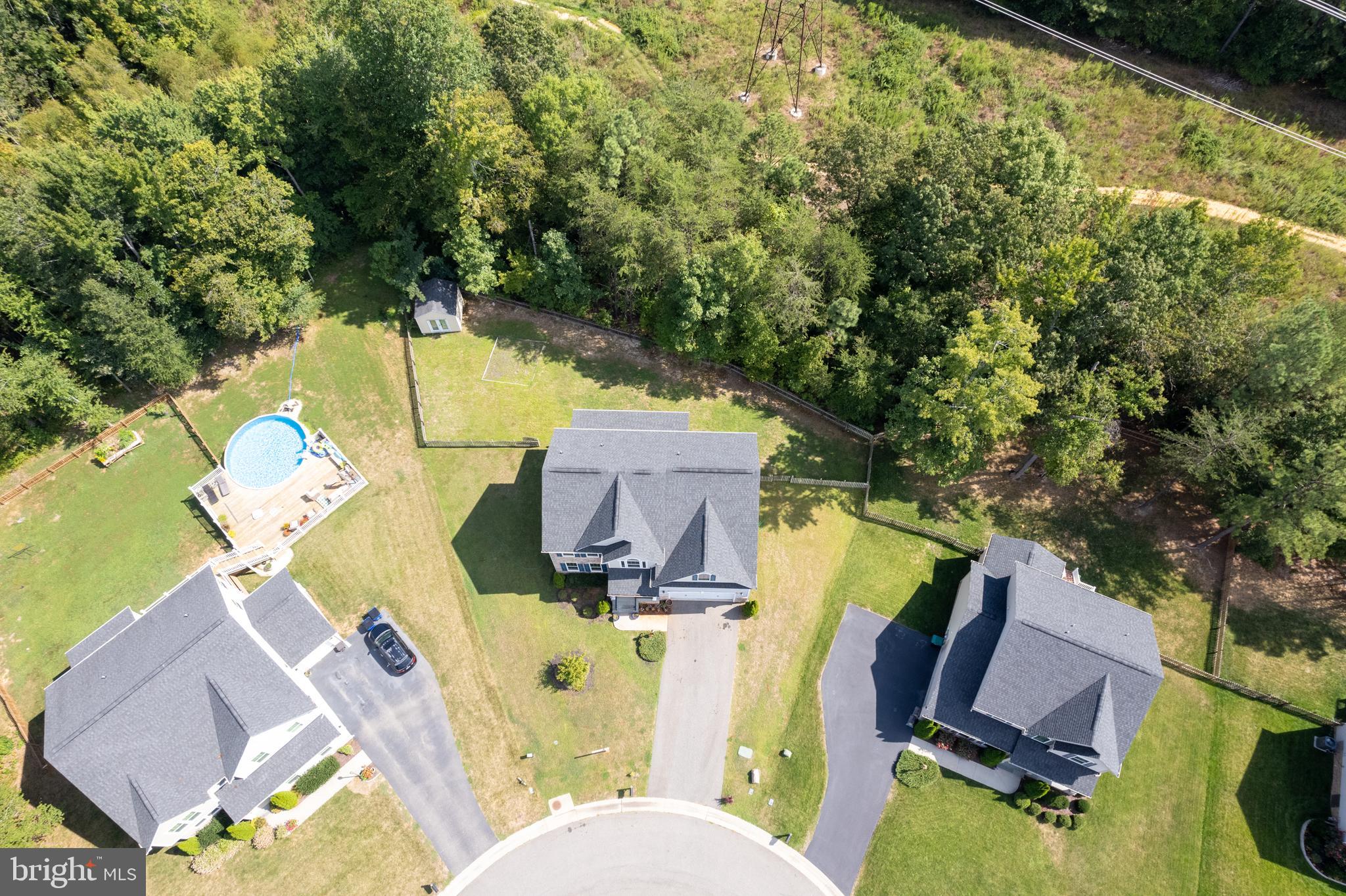 BAYHILL POINTE - Residential