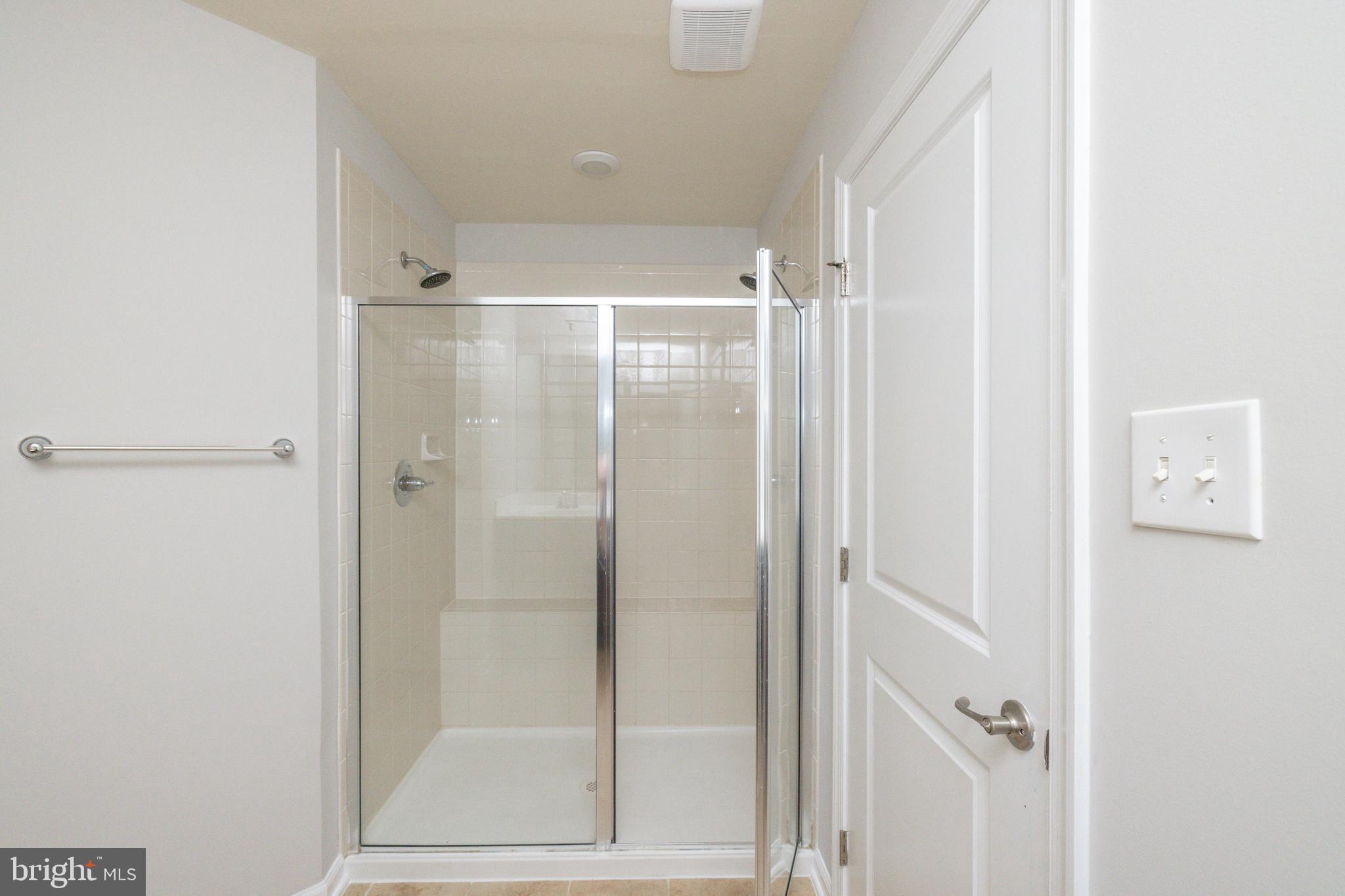 BAYHILL POINTE - Residential