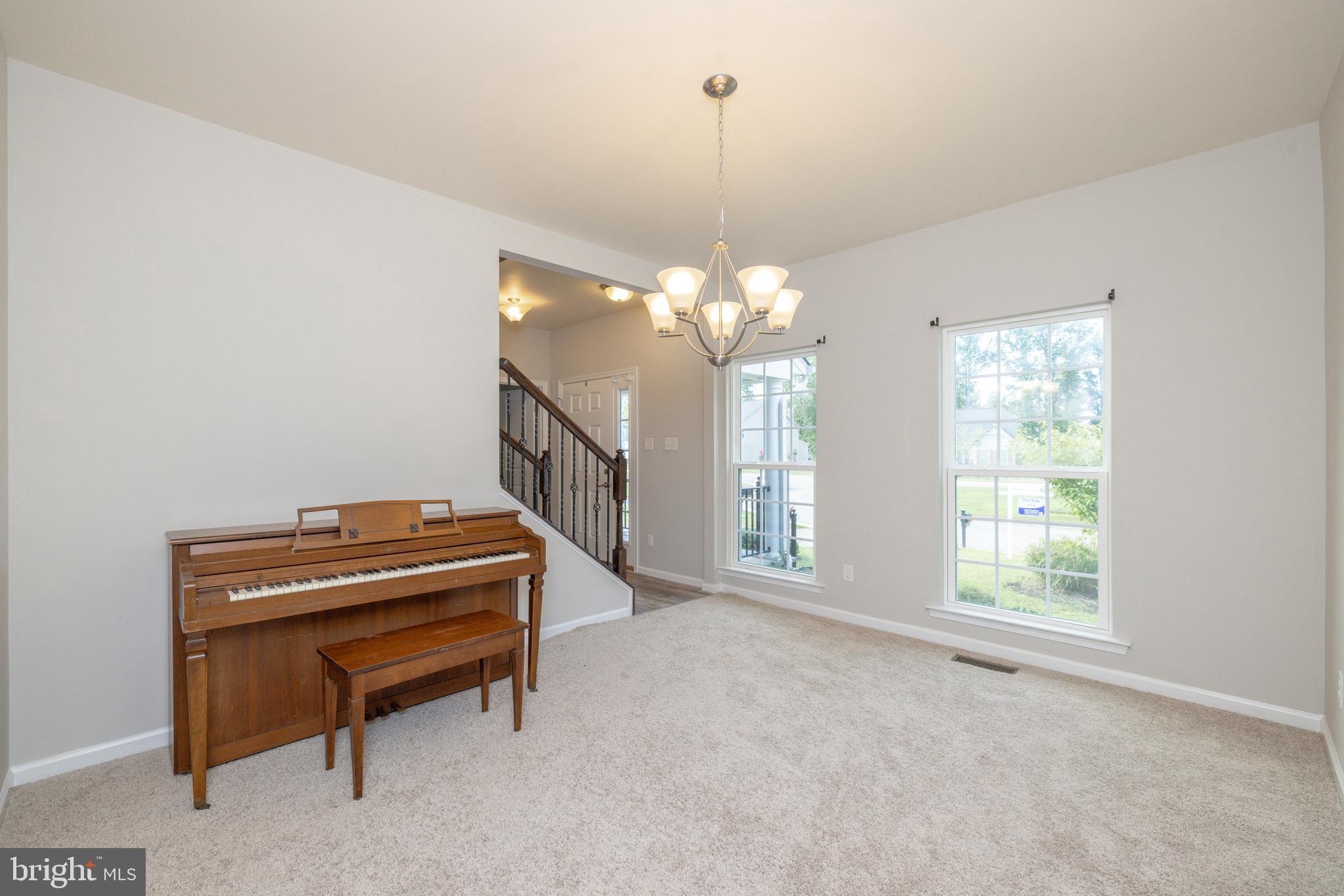 BAYHILL POINTE - Residential