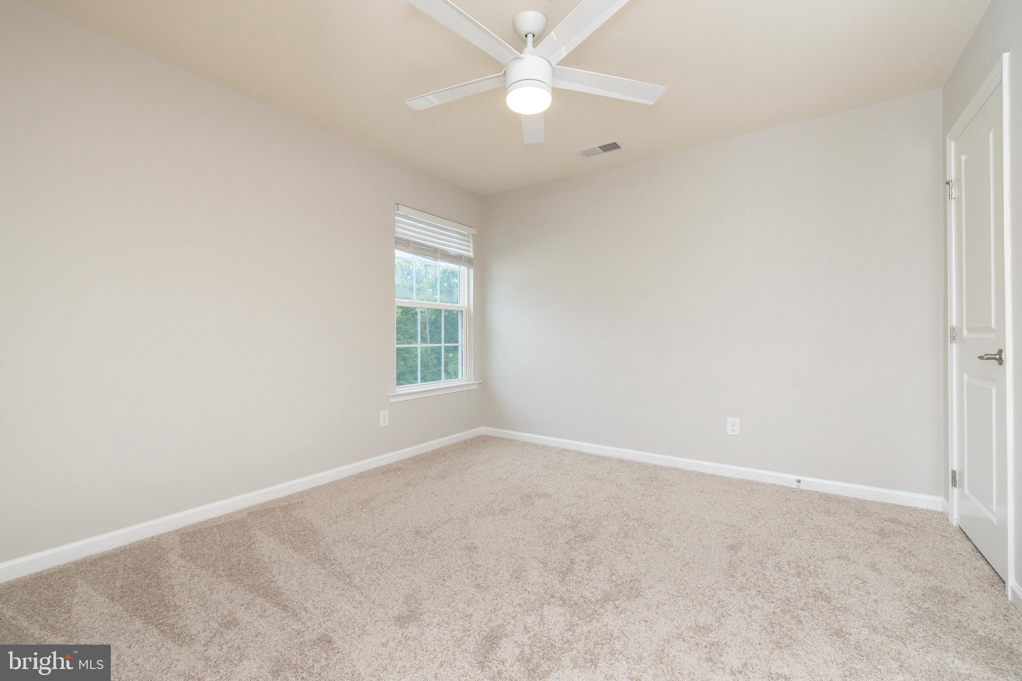 BAYHILL POINTE - Residential