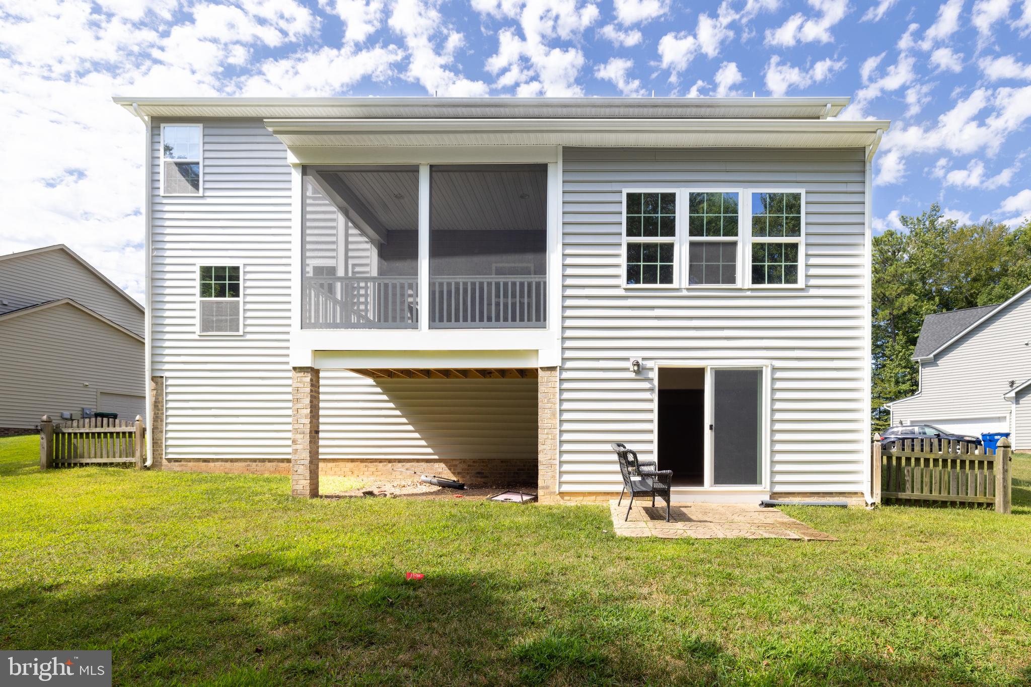 BAYHILL POINTE - Residential