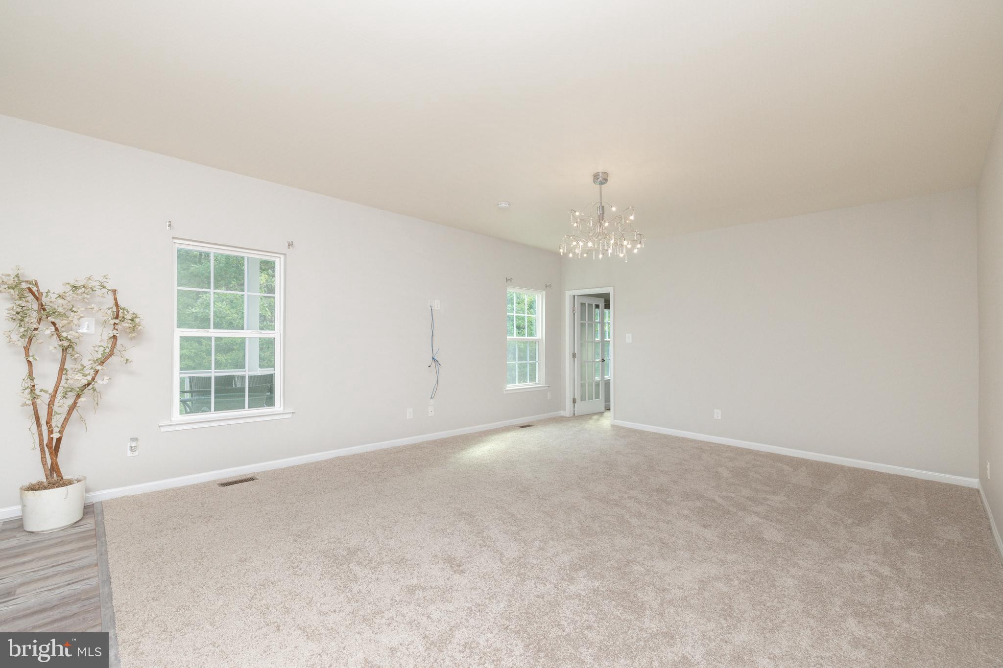 BAYHILL POINTE - Residential