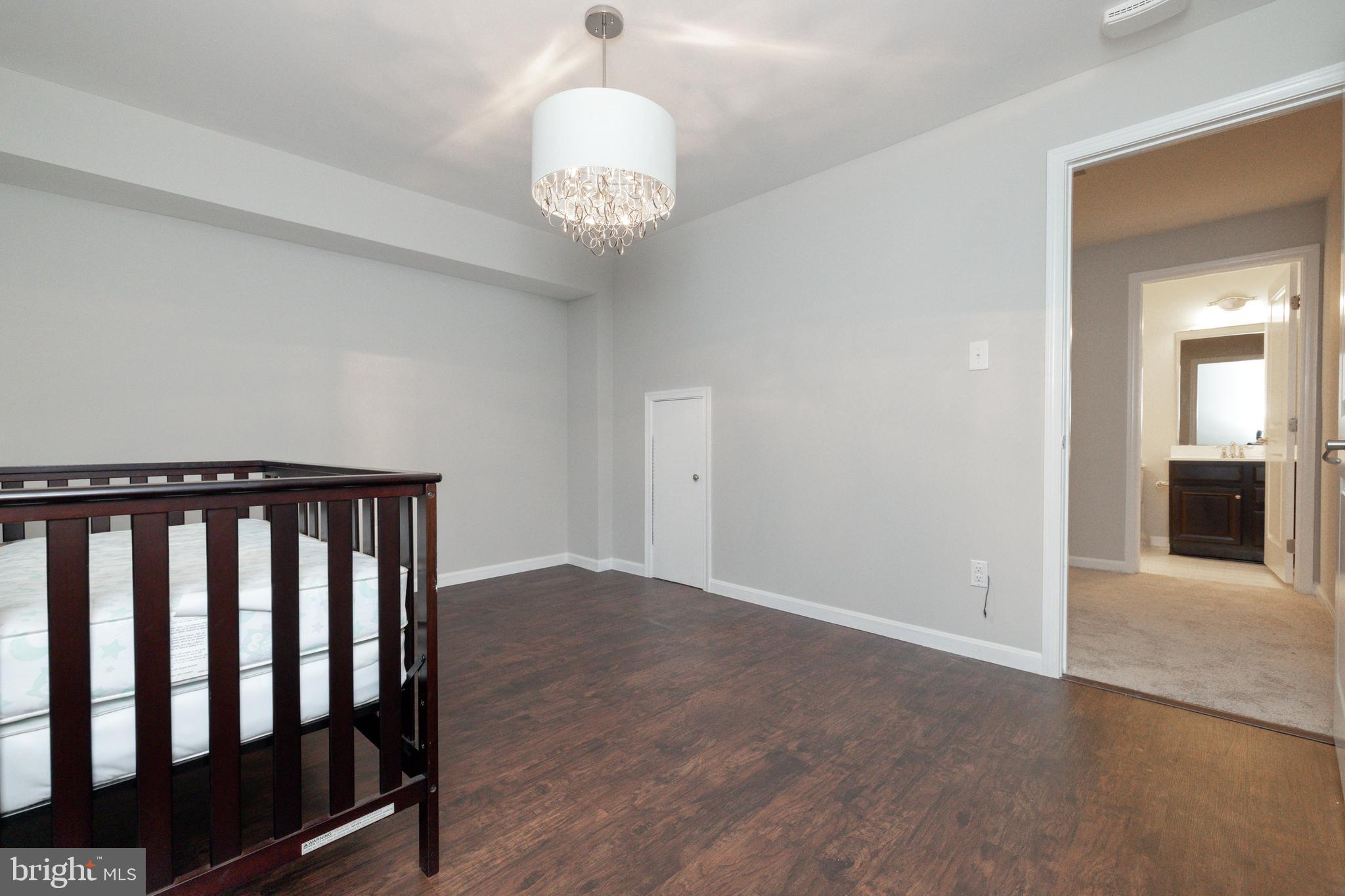 BAYHILL POINTE - Residential