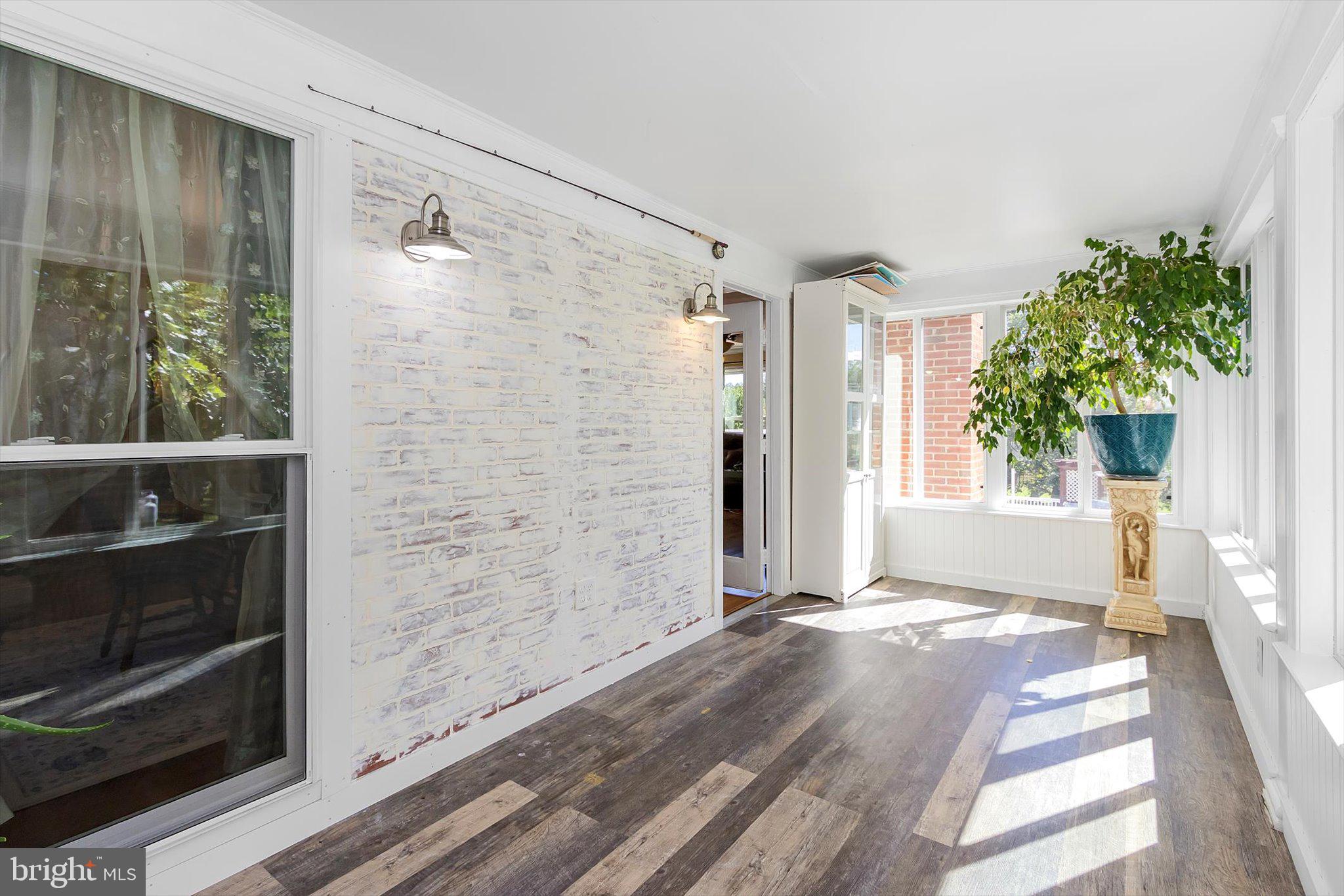 CLOVERDALE HEIGHTS - Residential