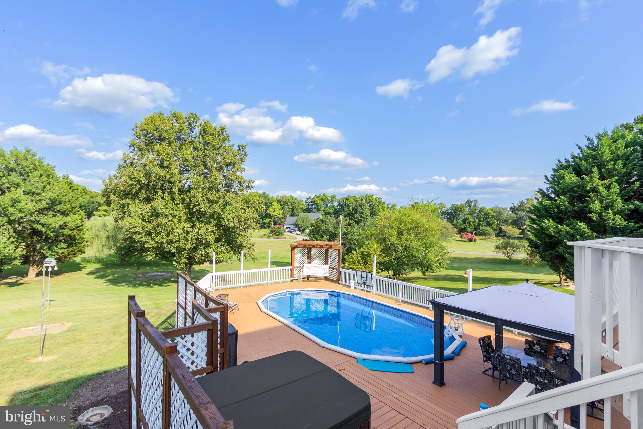 CLOVERDALE HEIGHTS - Residential