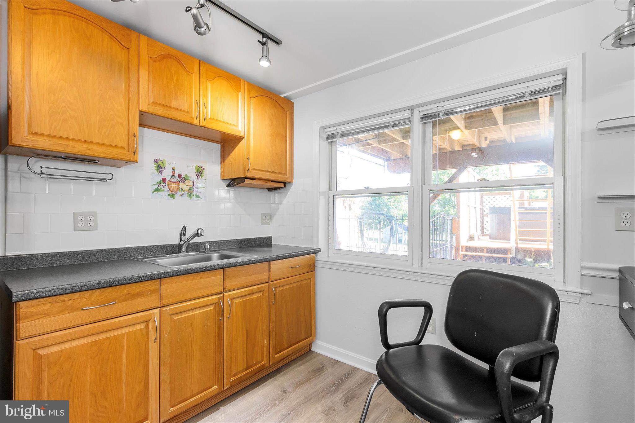 CLOVERDALE HEIGHTS - Residential