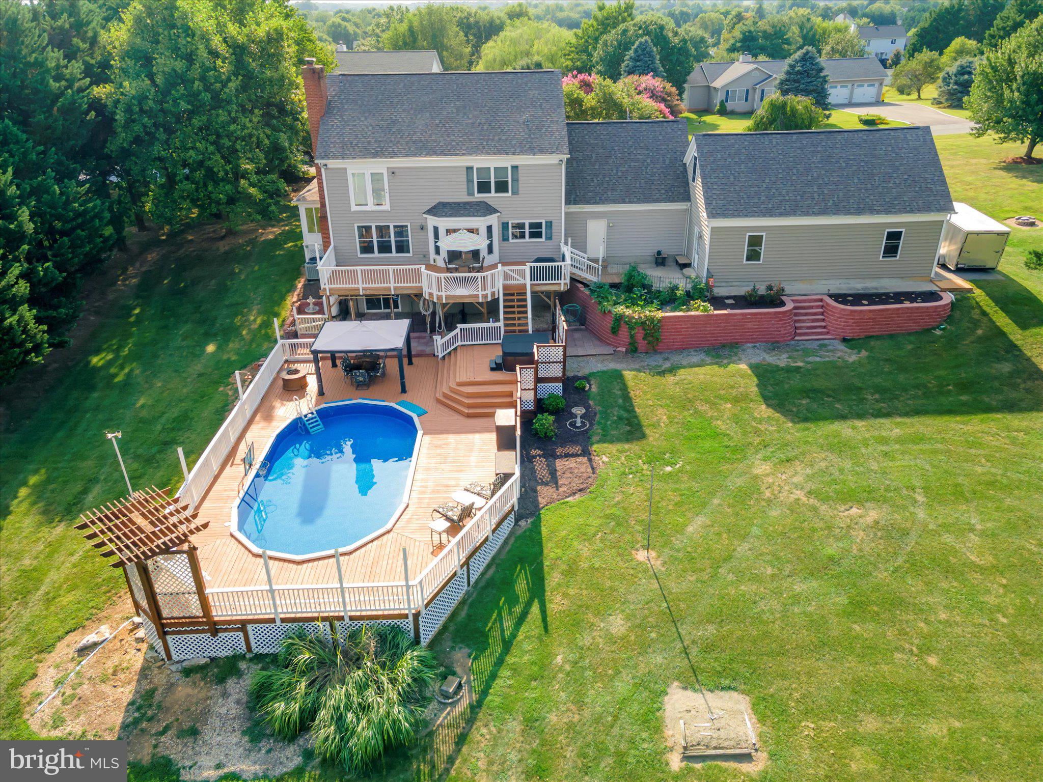 CLOVERDALE HEIGHTS - Residential