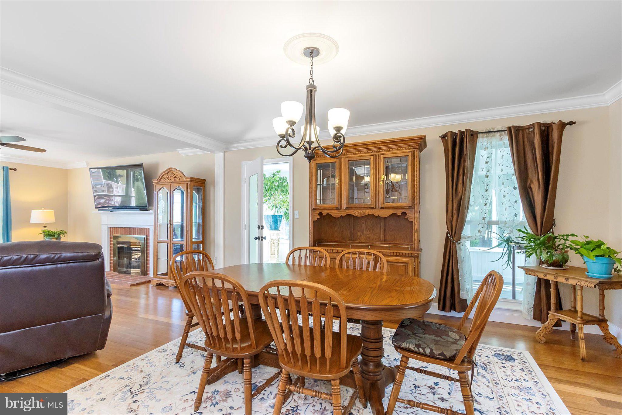 CLOVERDALE HEIGHTS - Residential