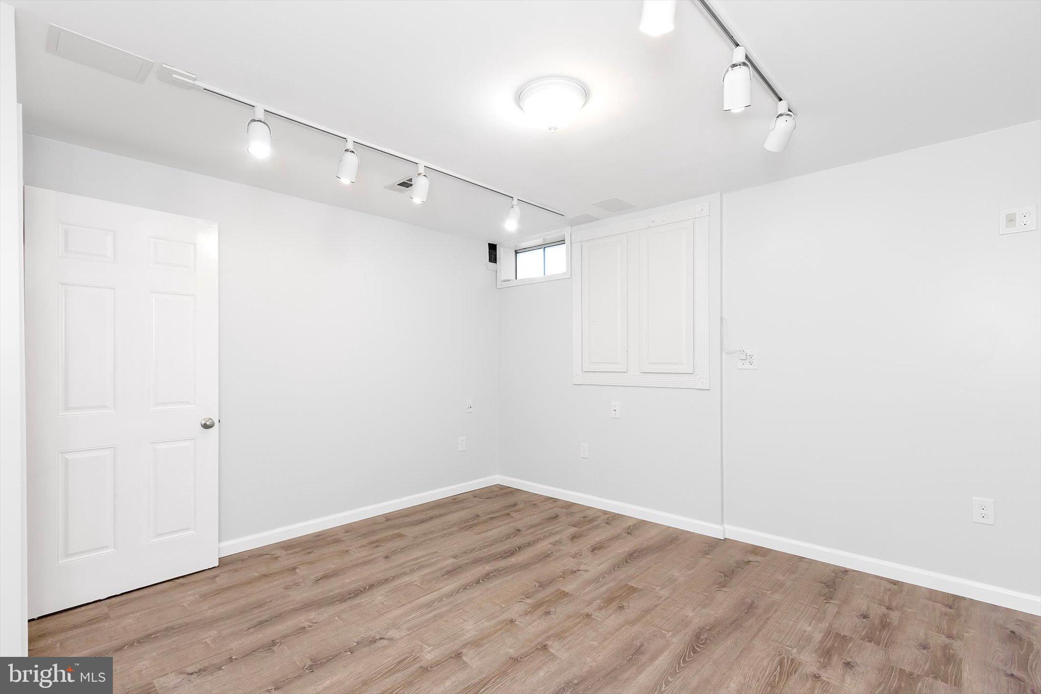 CLOVERDALE HEIGHTS - Residential