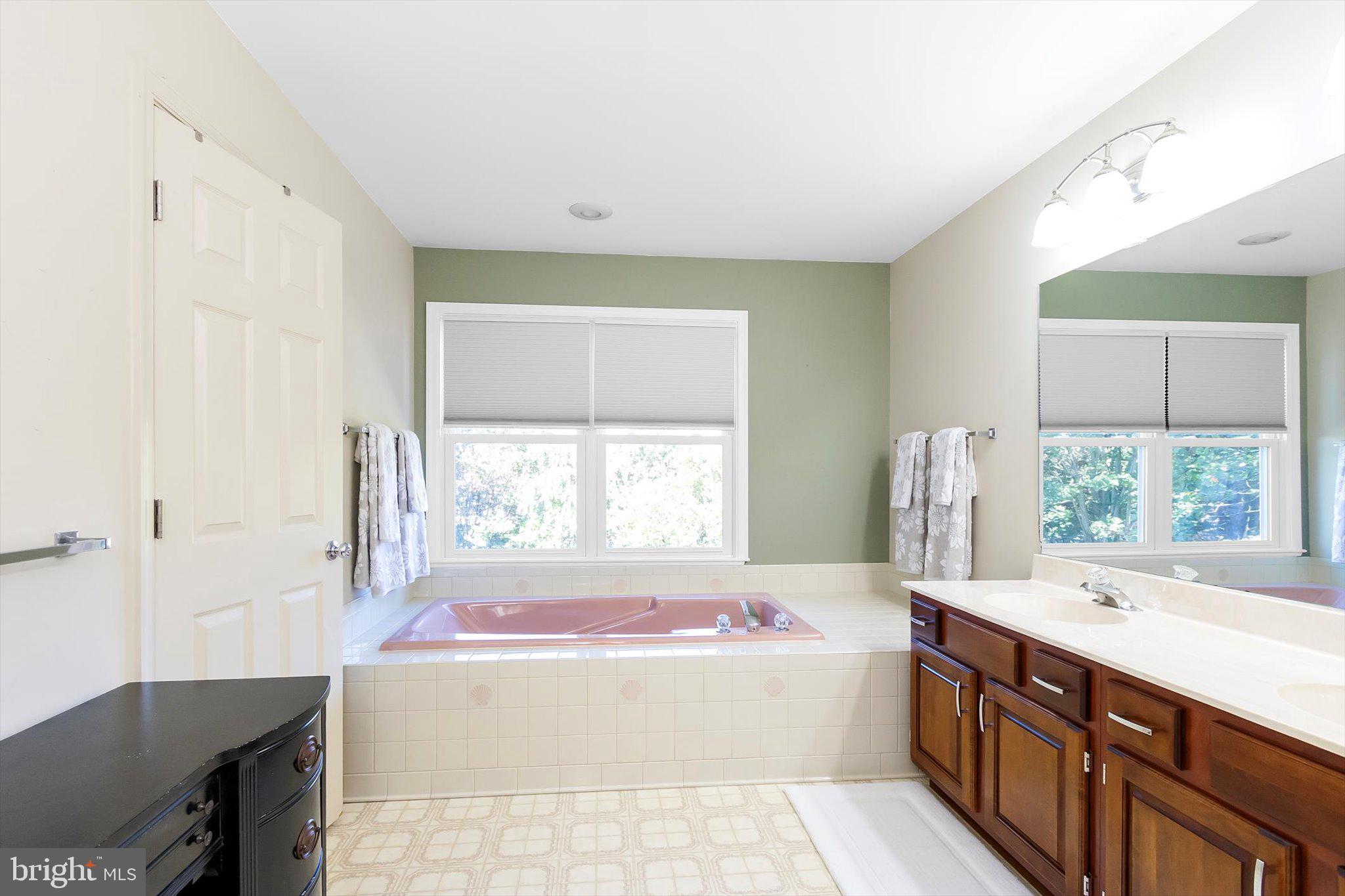 CLOVERDALE HEIGHTS - Residential