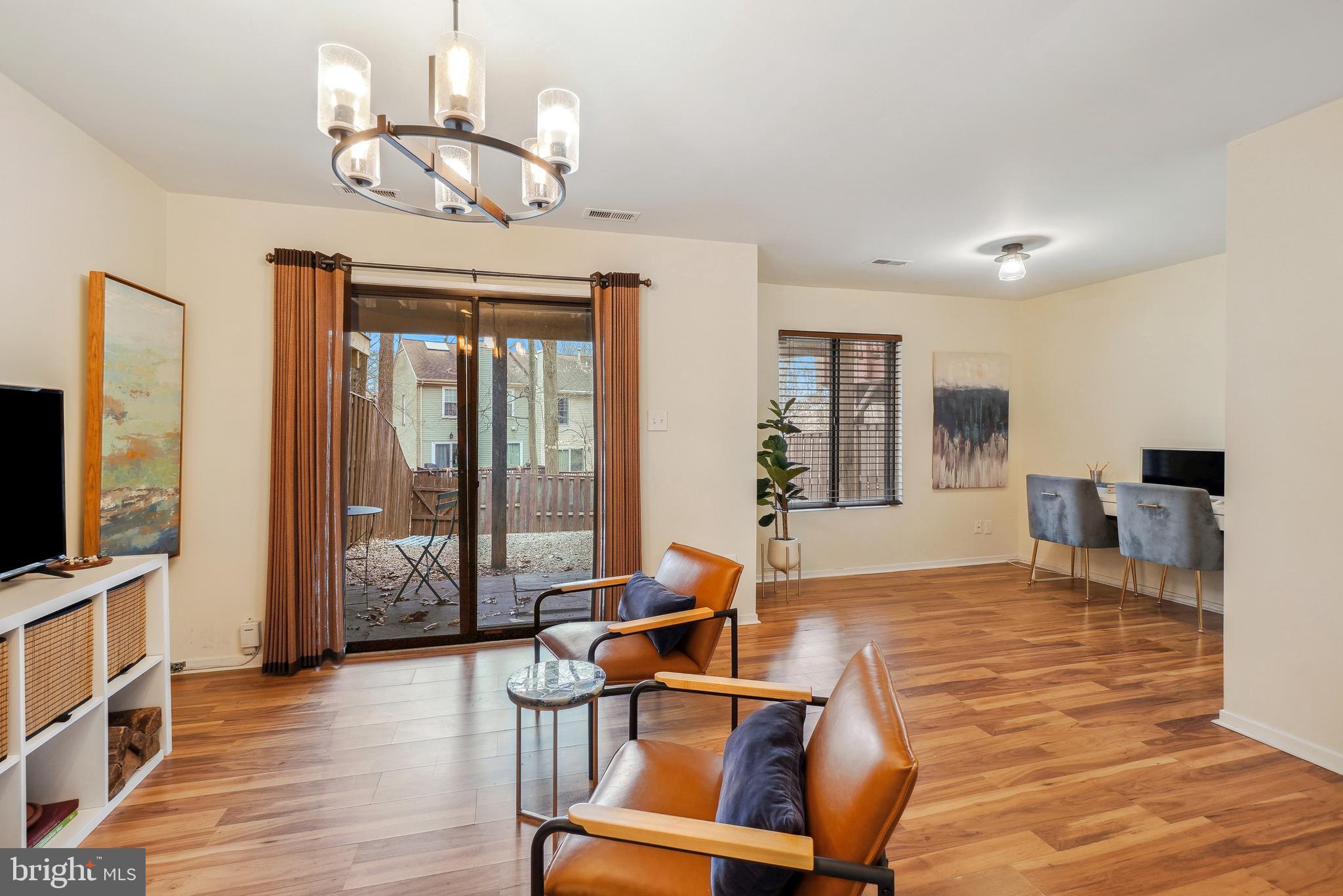 TIMBERLAWN - Residential