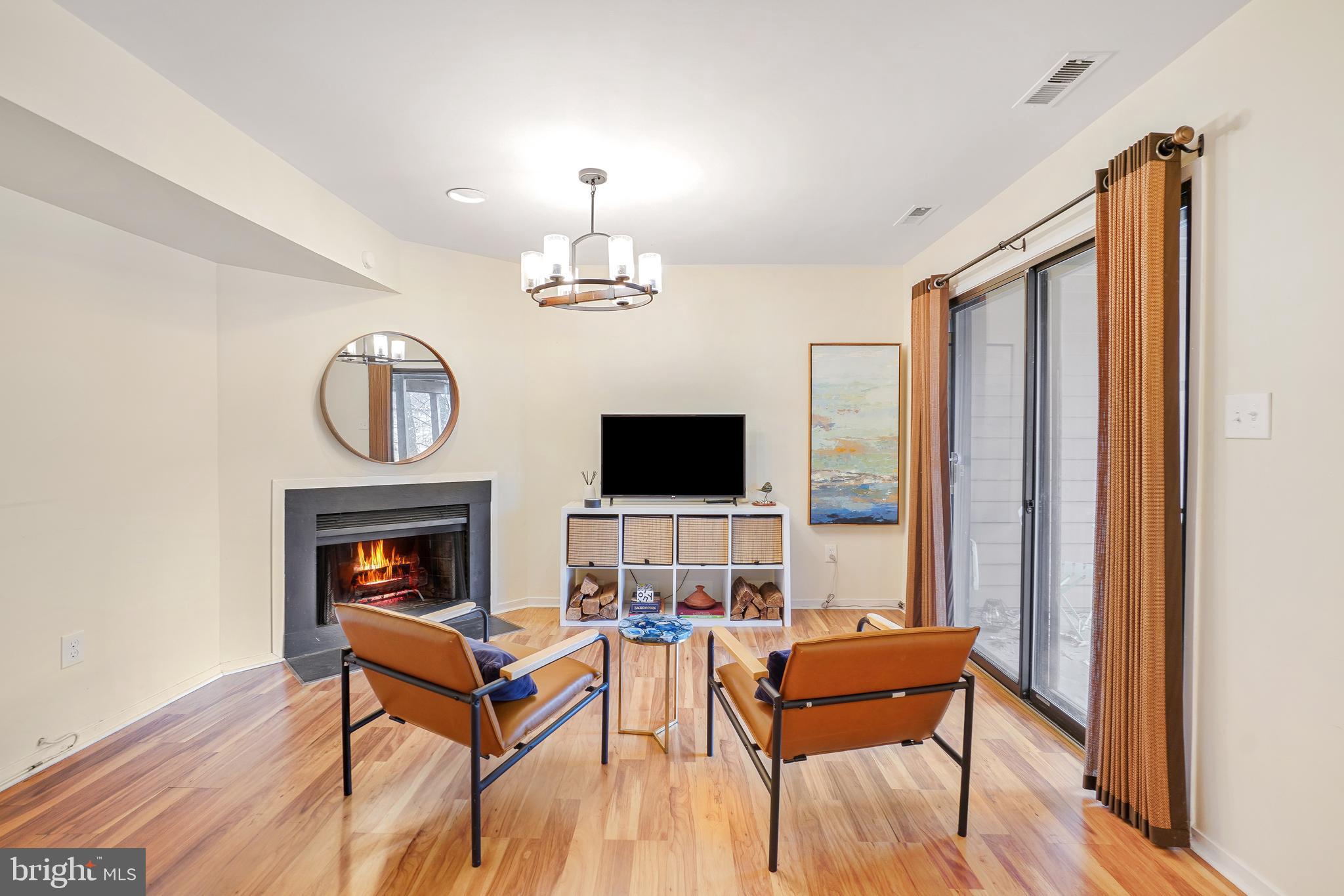 TIMBERLAWN - Residential