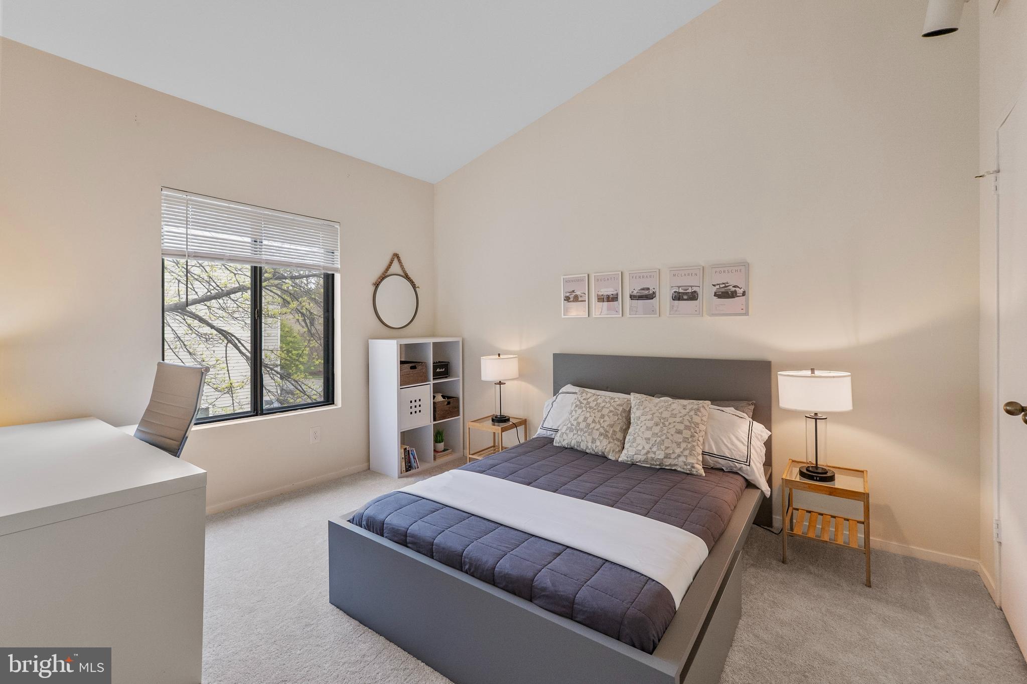 TIMBERLAWN - Residential