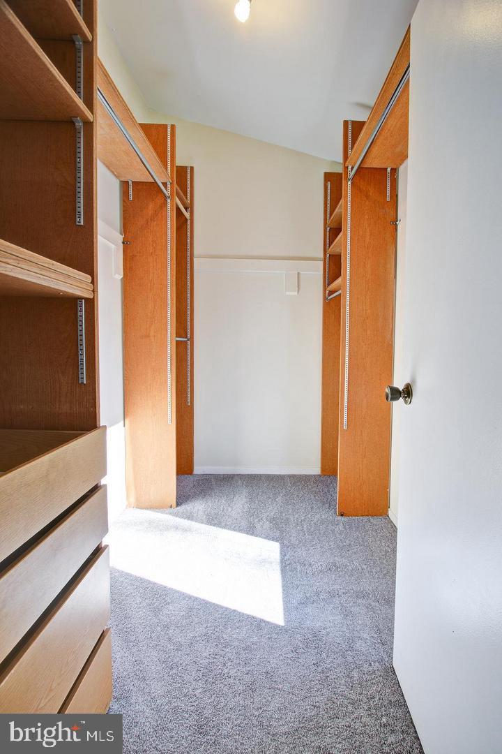 TIMBERLAWN - Residential