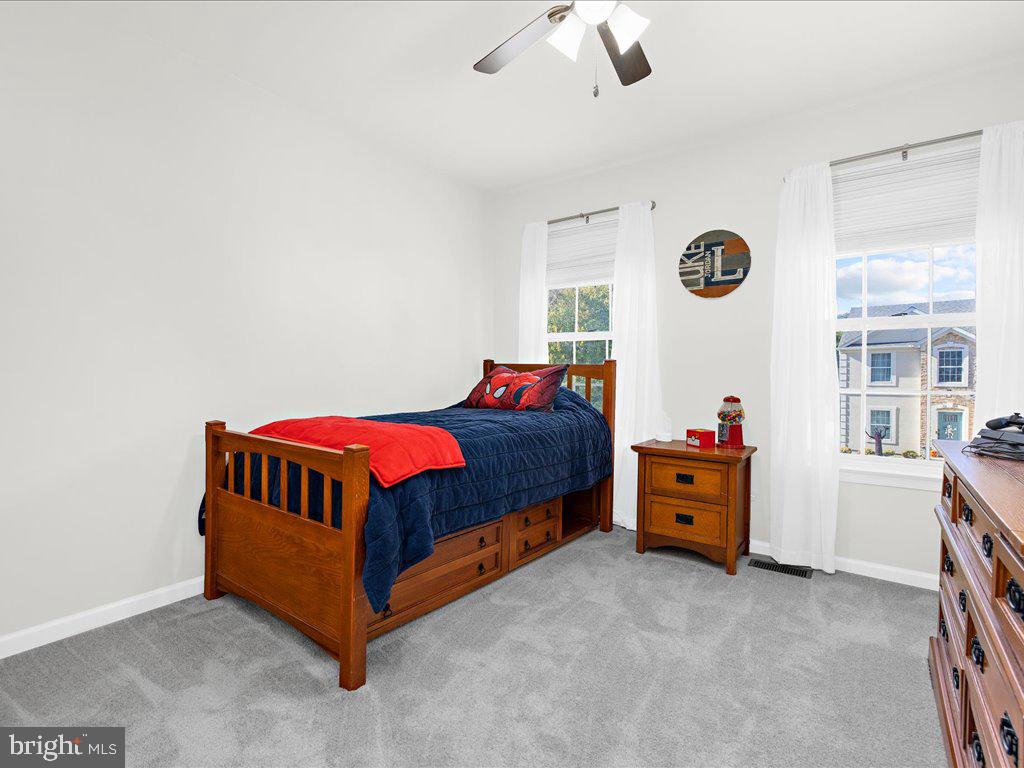 MARINERS COVE - Residential