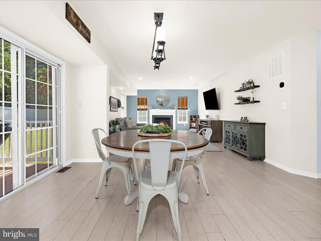 MARINERS COVE - Residential