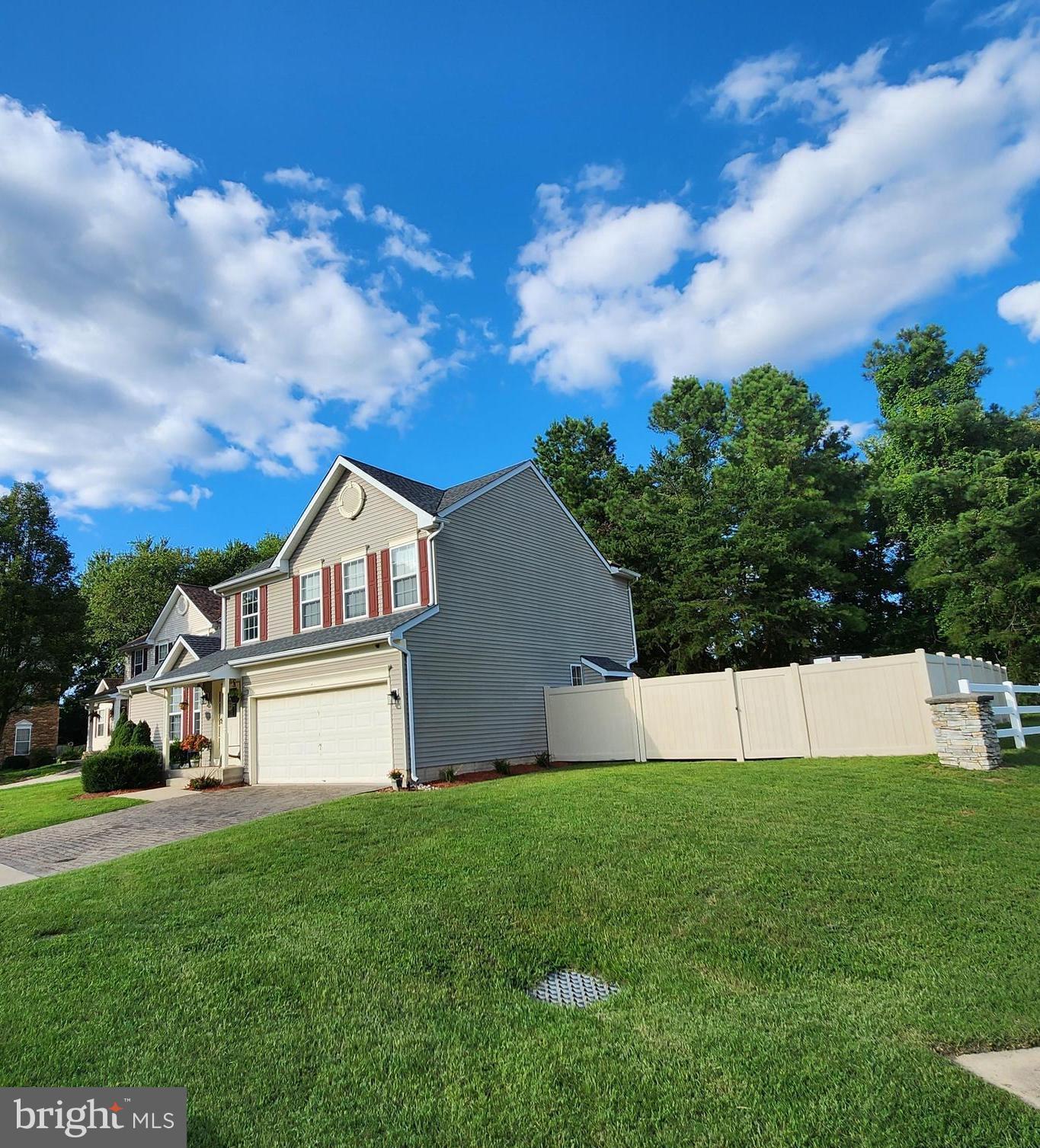 MARINERS COVE - Residential