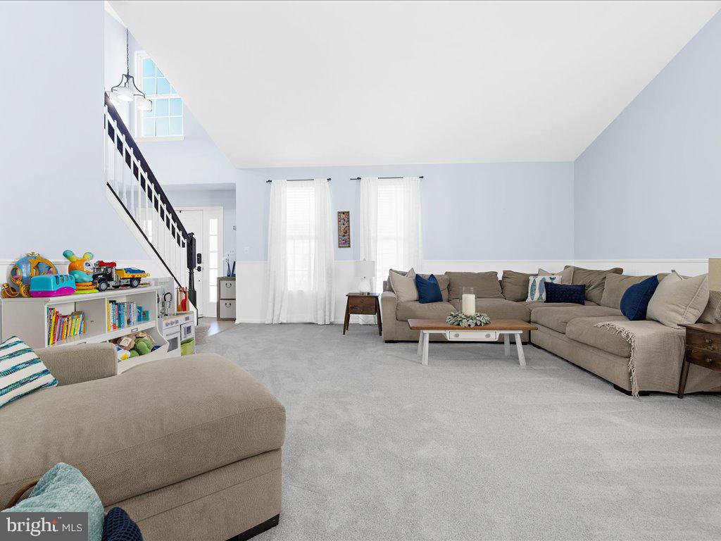 MARINERS COVE - Residential