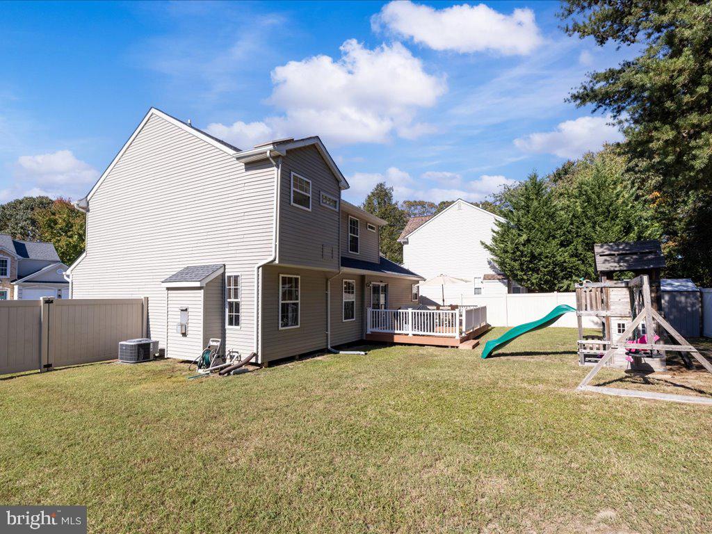 MARINERS COVE - Residential