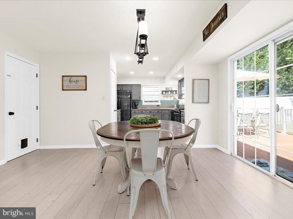 MARINERS COVE - Residential