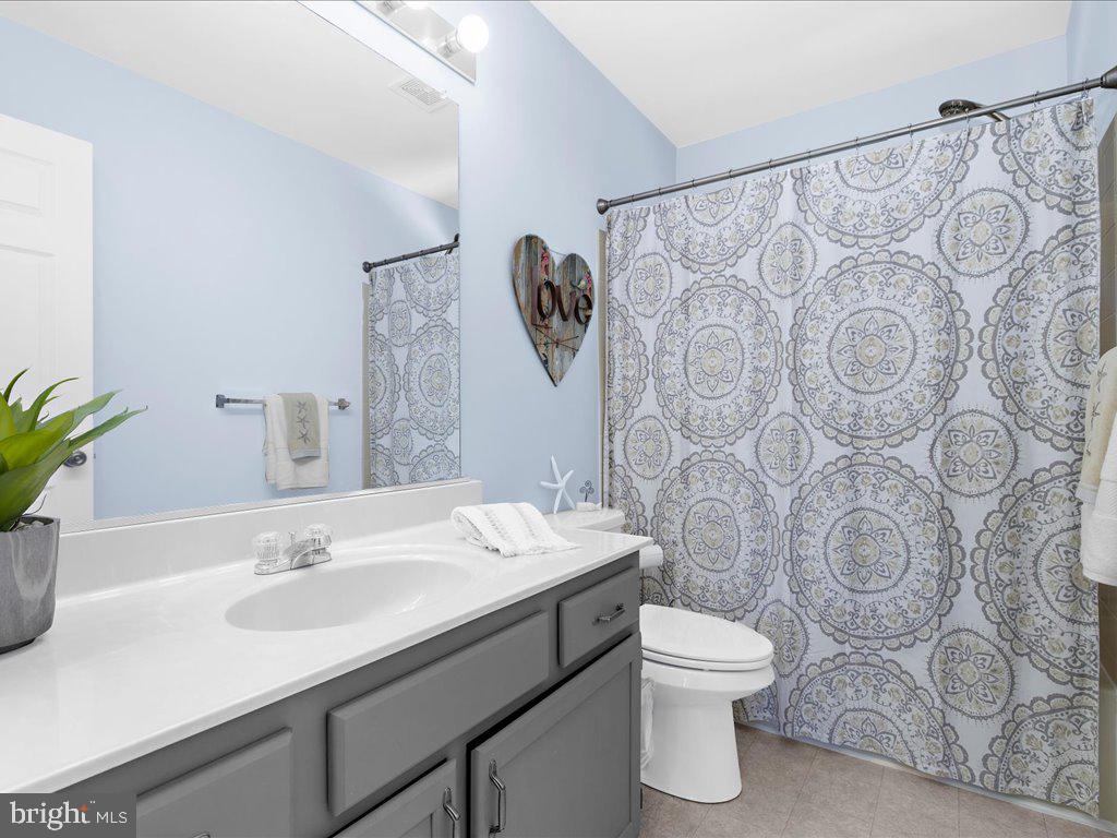 MARINERS COVE - Residential