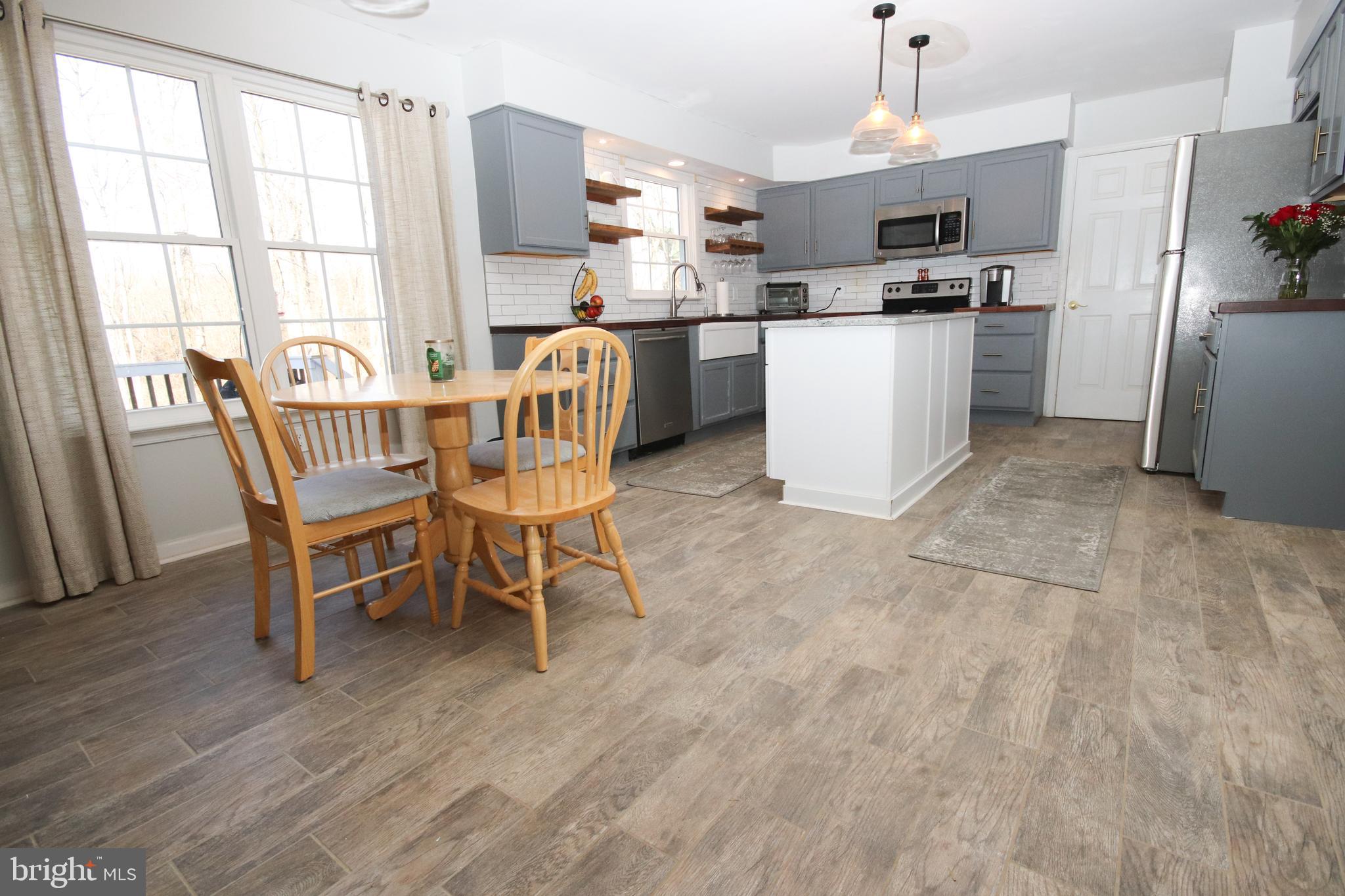 BELCOURT ESTATES - Residential