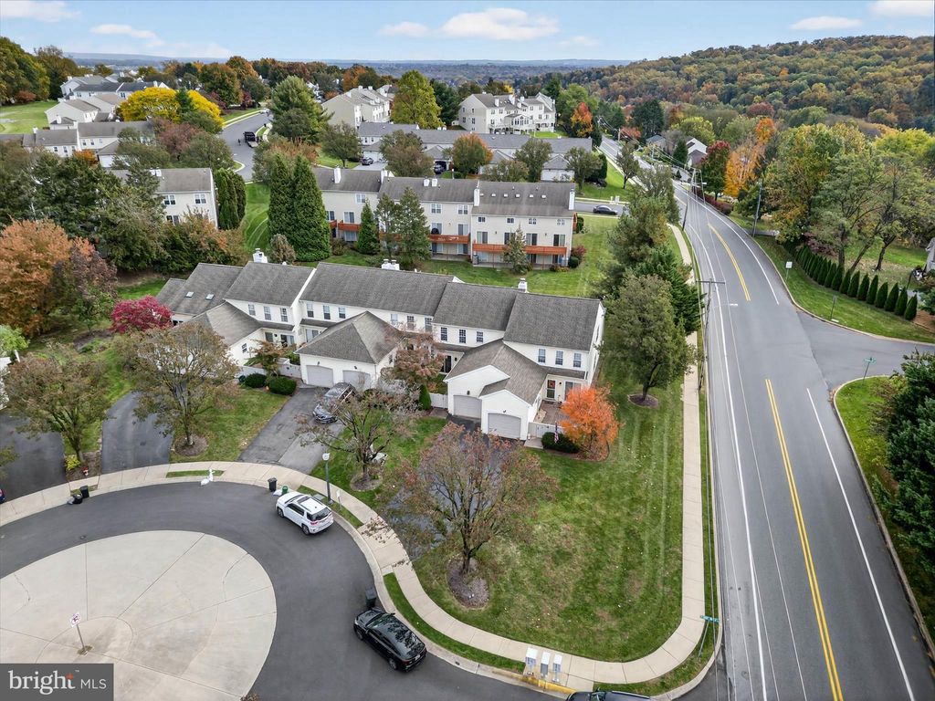 Photo of 3 Spring Walk Court, LANCASTER, PA 17601 (MLS # PALA2078864)