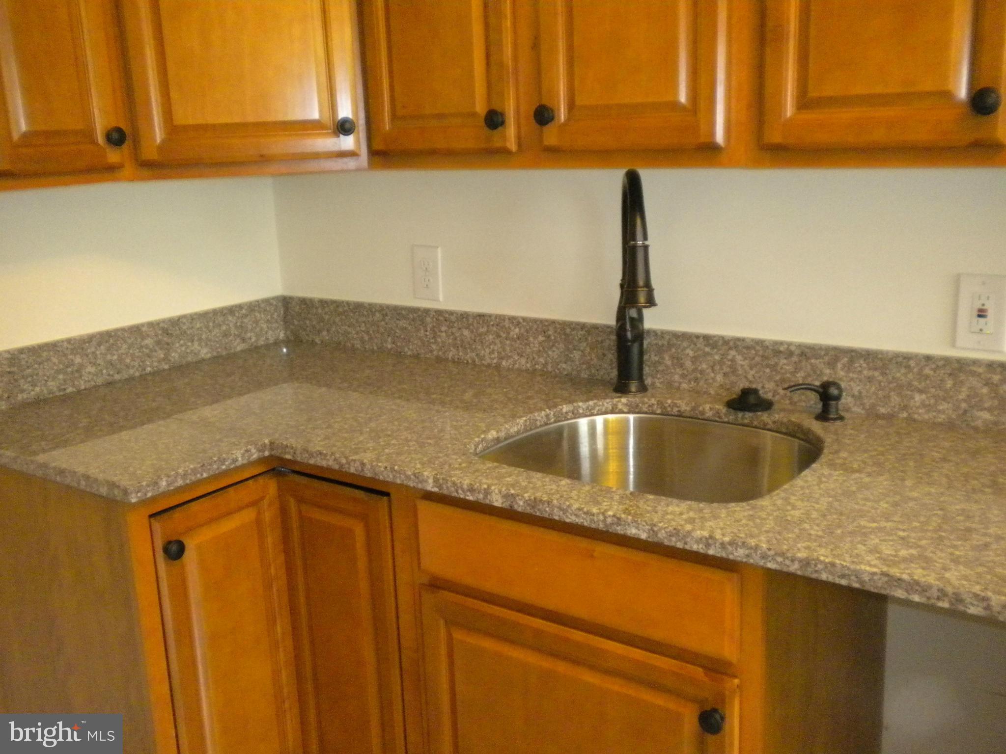 HAMPDEN HISTORIC DISTRICT - Residential Lease