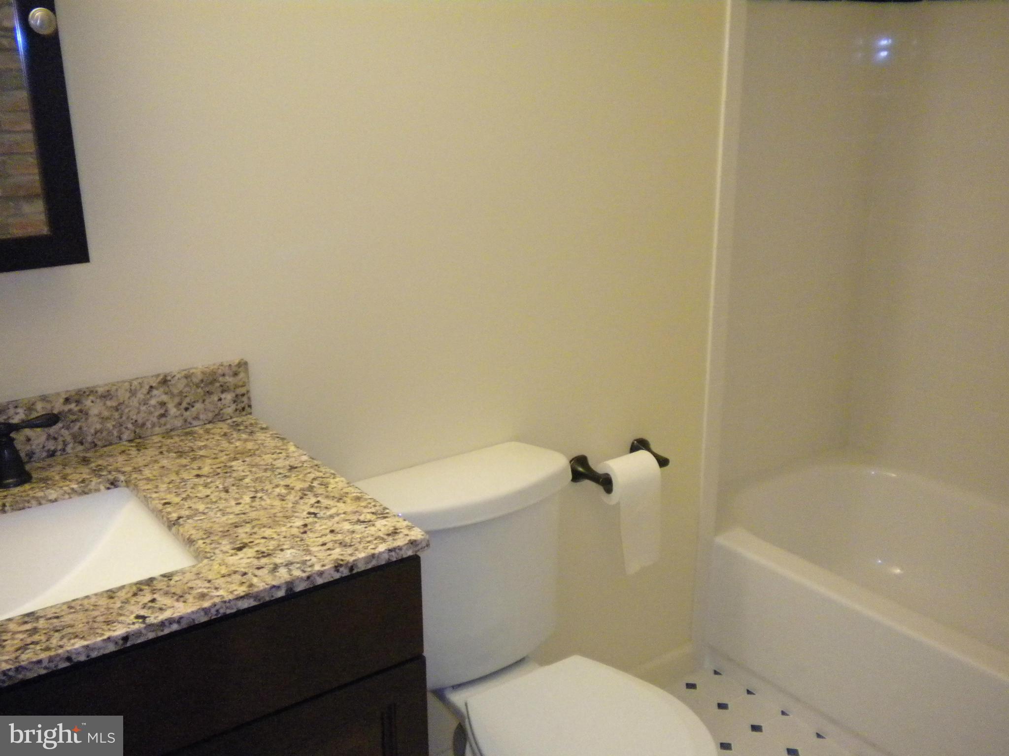 HAMPDEN HISTORIC DISTRICT - Residential Lease