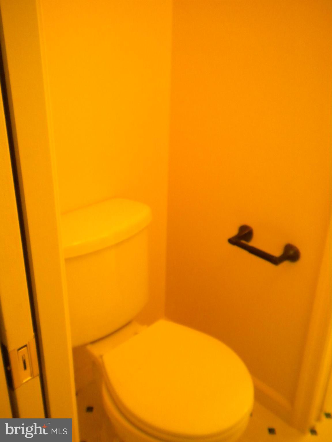 HAMPDEN HISTORIC DISTRICT - Residential Lease