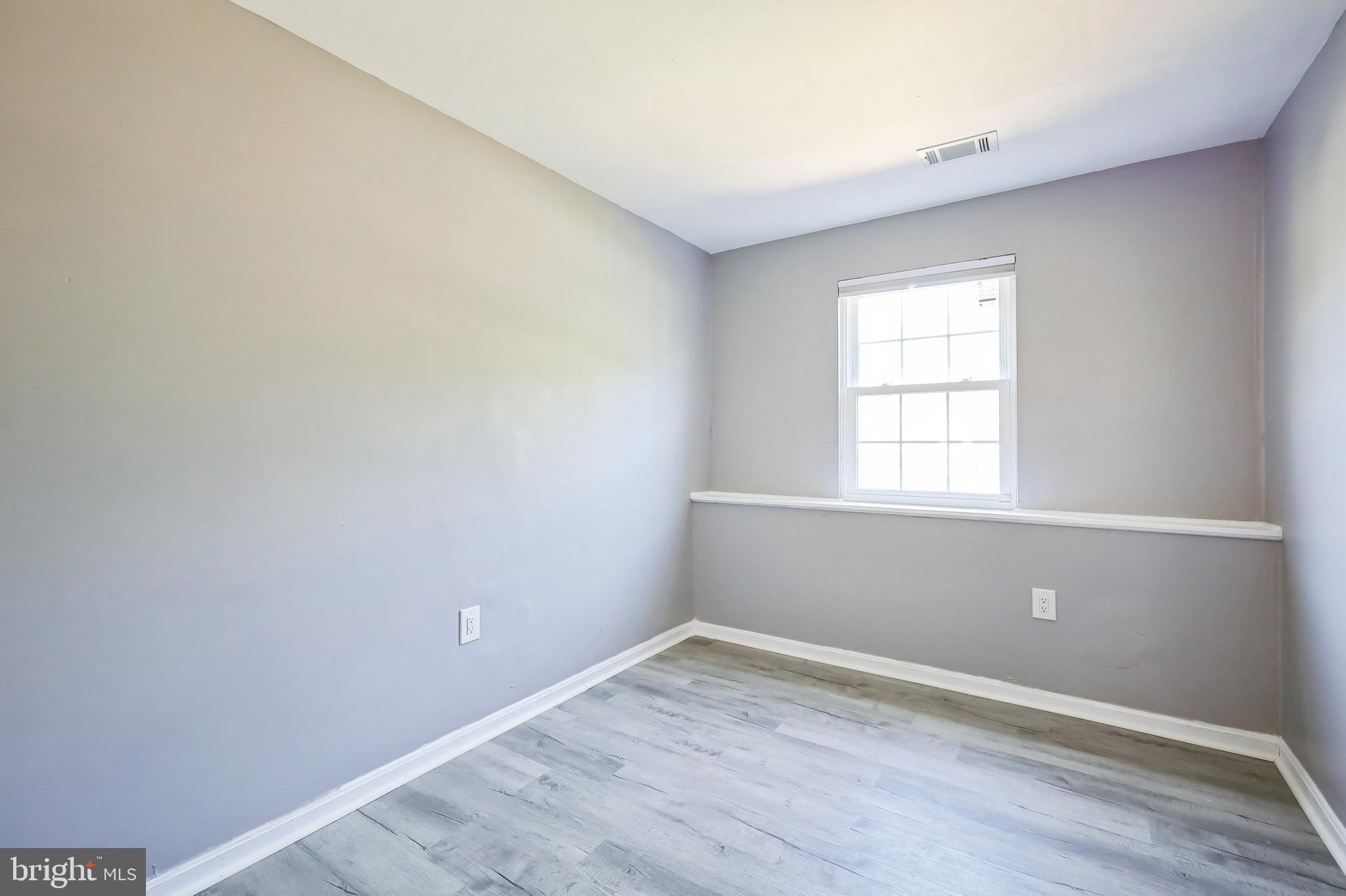 CLINTON - Residential