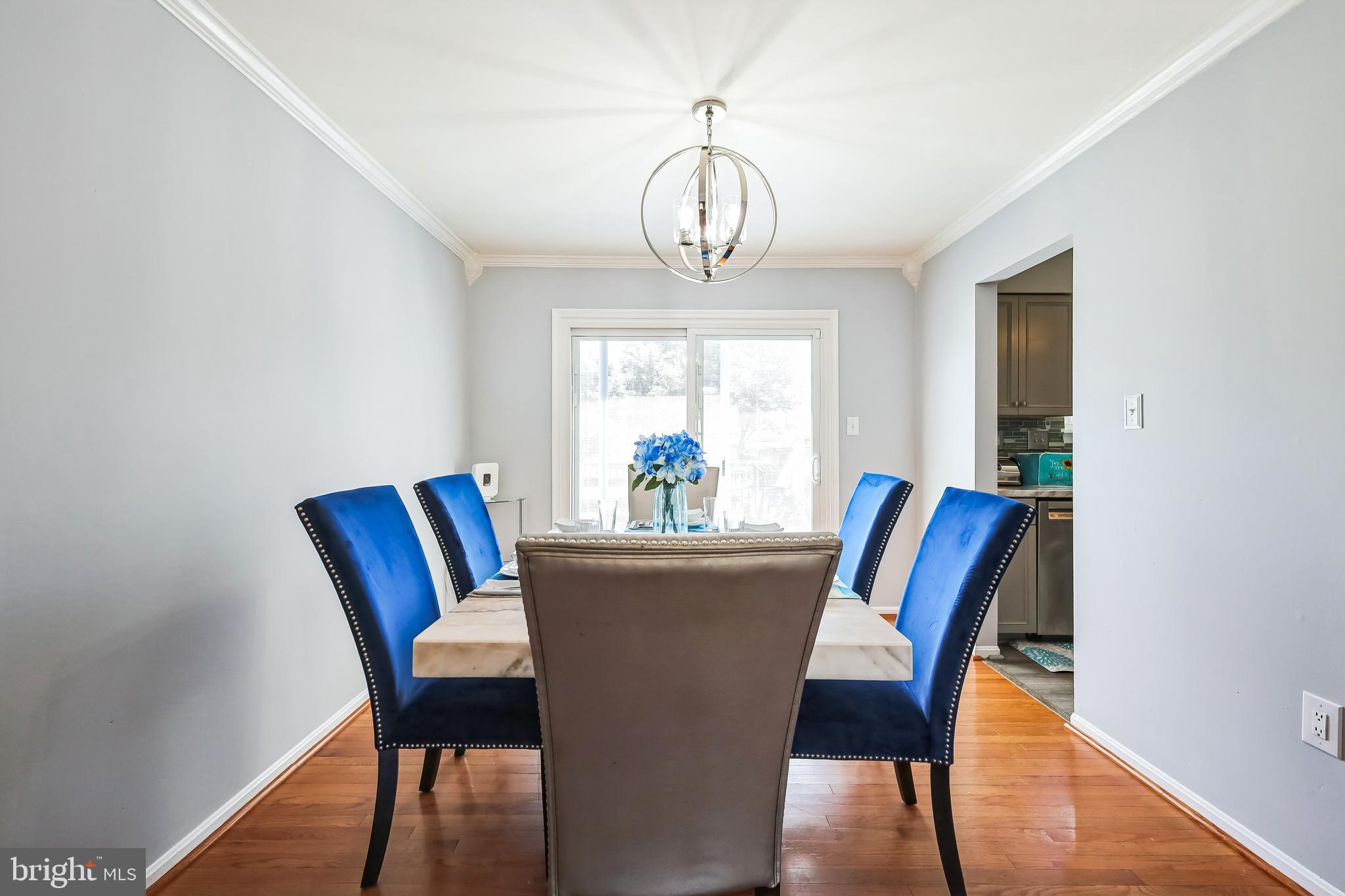 CLINTON - Residential