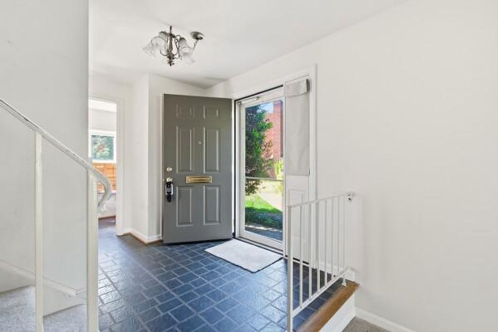 Photo of 6333 Gildar Street, ALEXANDRIA, VA 22310 (MLS # VAFX2299058)