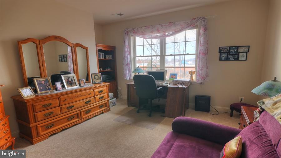 SEVERNA PARK GATEWAY VILLAGE - Residential