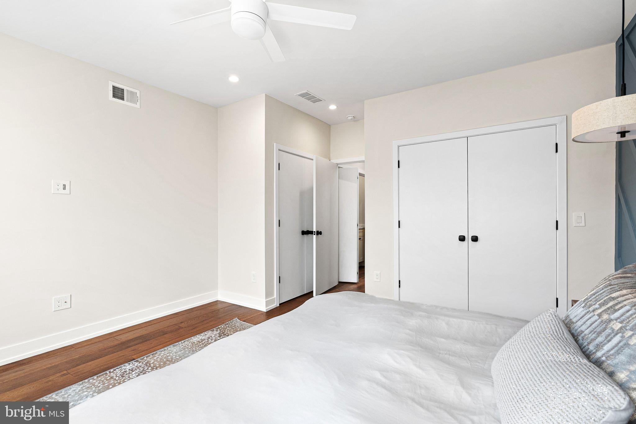 GRADUATE HOSPITAL - Residential