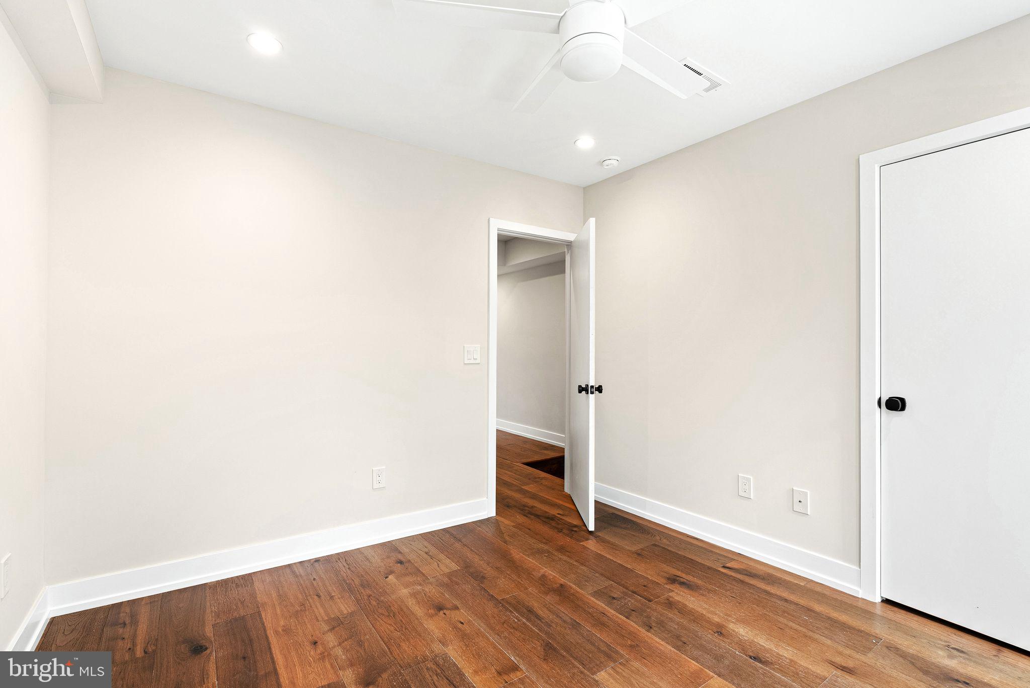 GRADUATE HOSPITAL - Residential