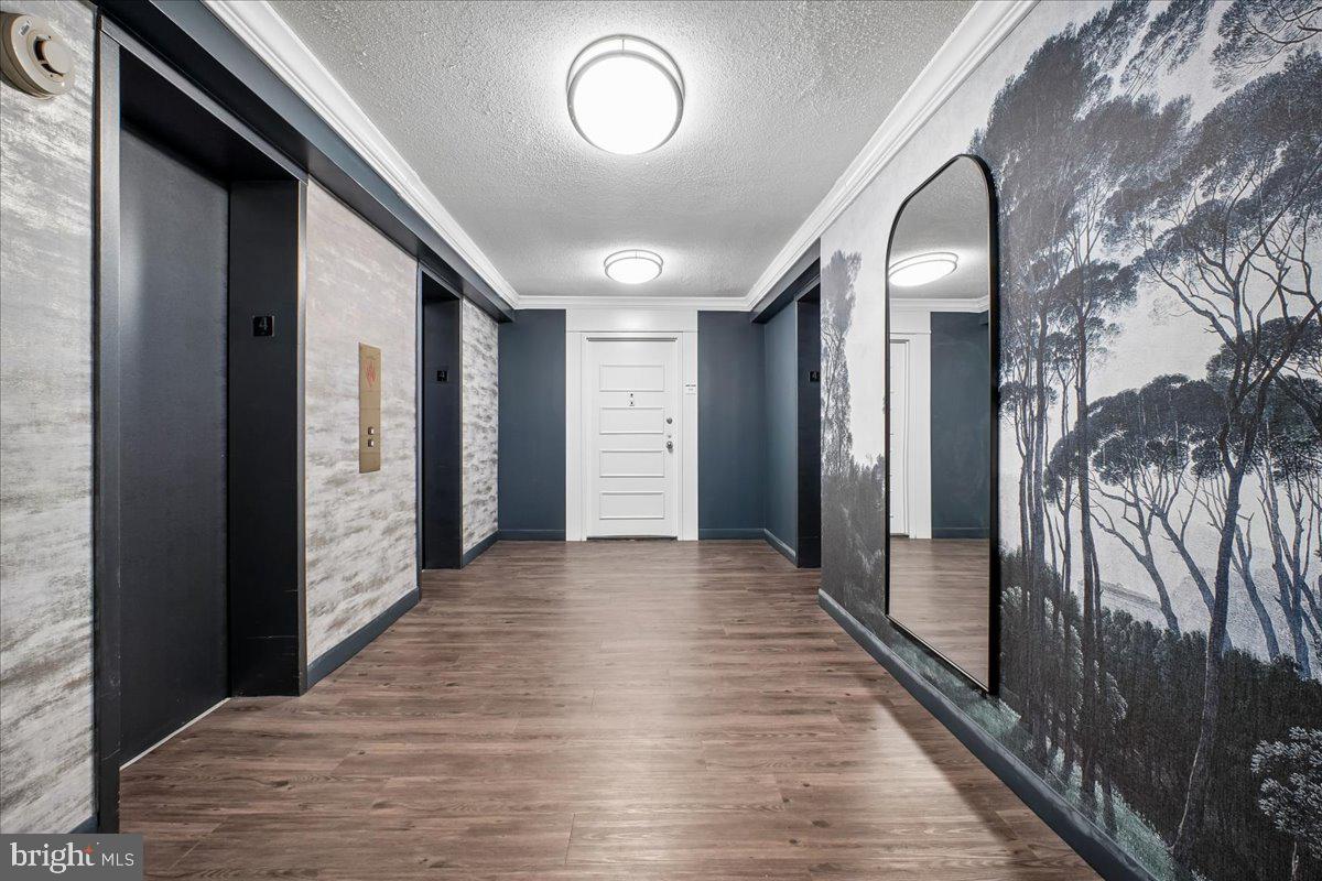 307 YOAKUM PARKWAY 407