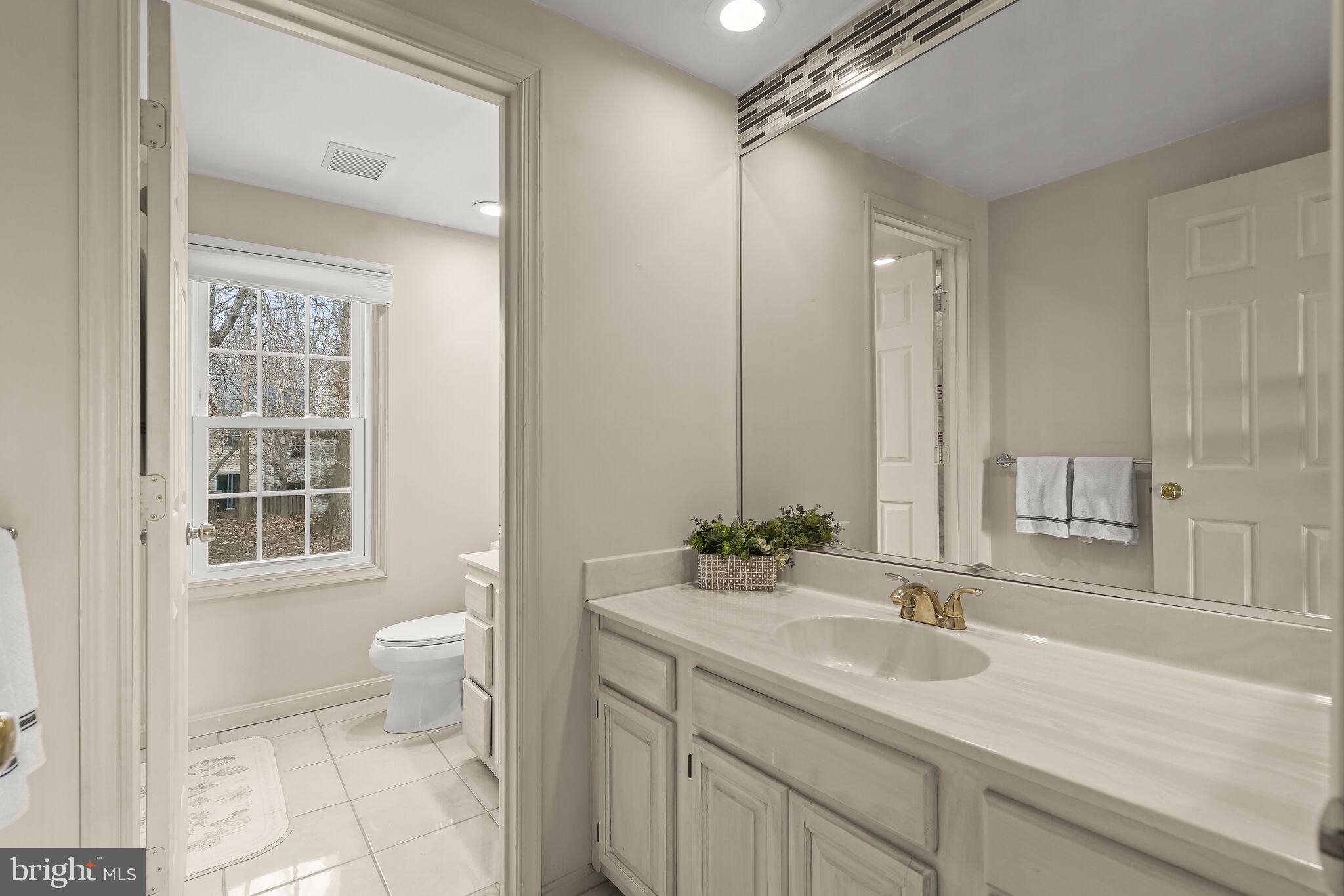 LONGMEAD - Residential